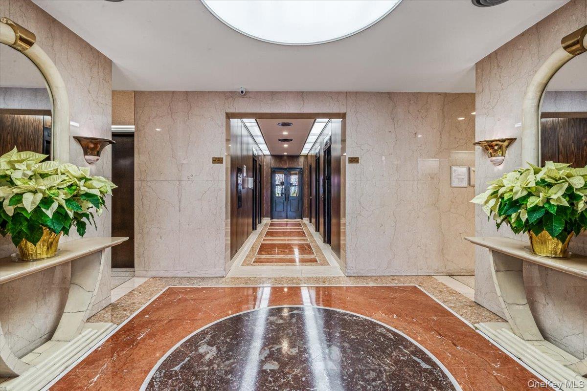 110-11 Queens Boulevard # 31L, Forest Hills, NY 11375