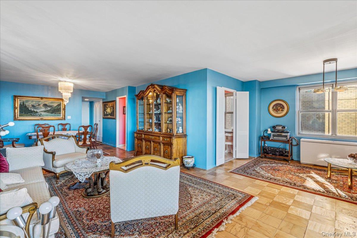 110-11 Queens Boulevard # 31L, Forest Hills, NY 11375