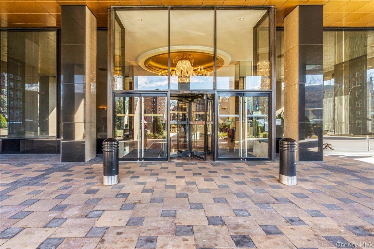 110-11 Queens Boulevard # 31L, Forest Hills, NY 11375