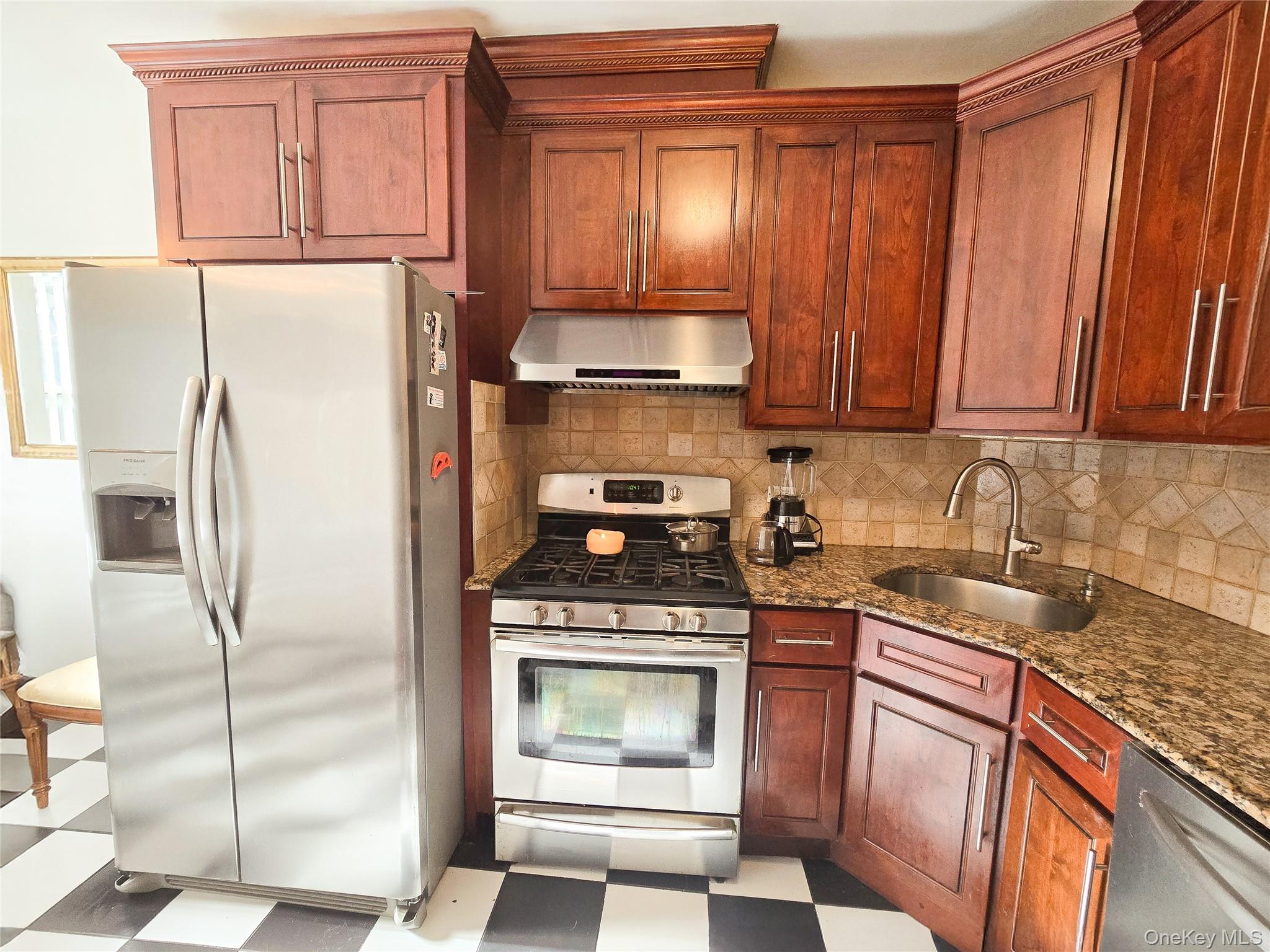 8571 67th ave Avenue, Rego Park, NY 11374