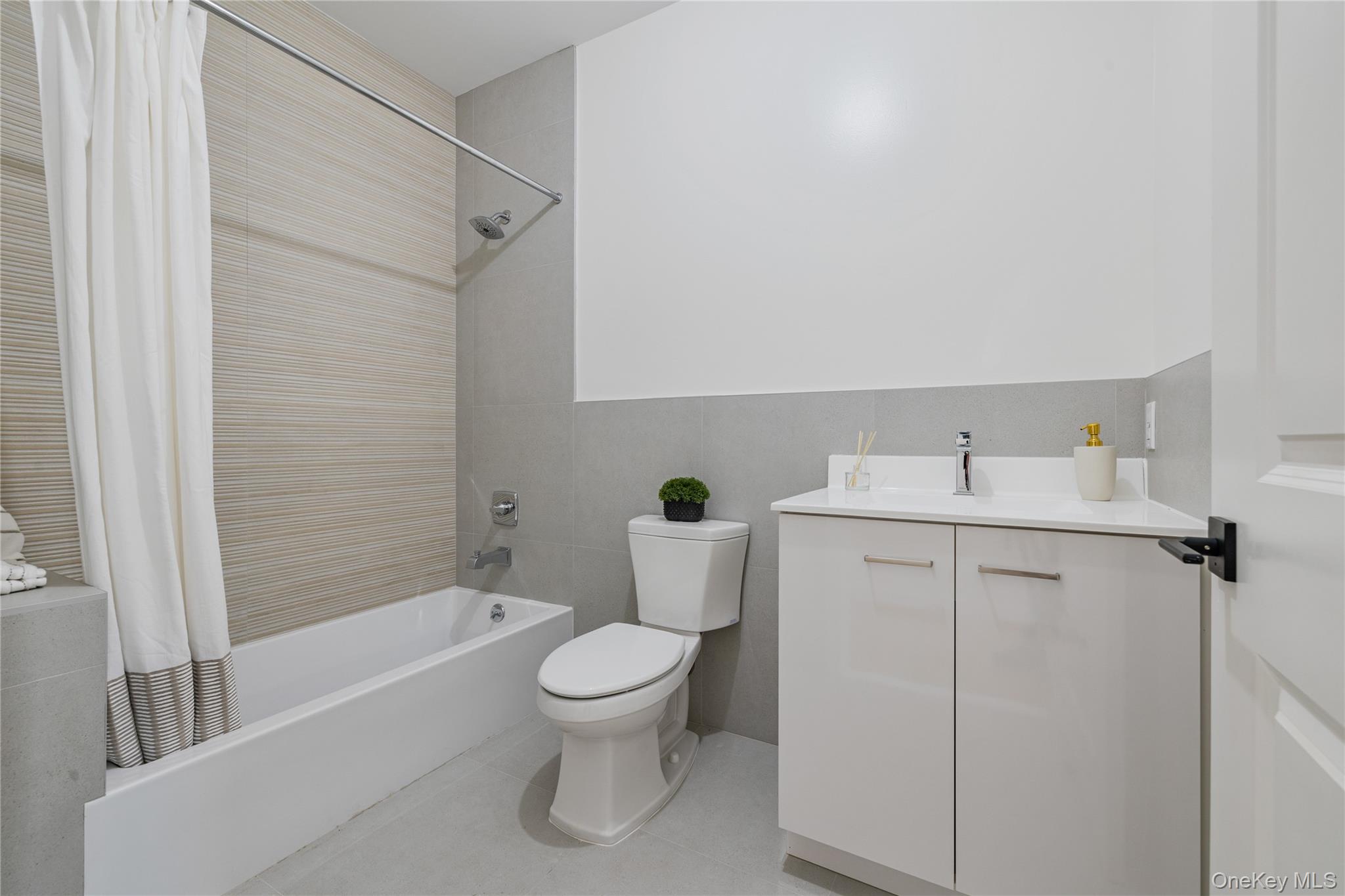 17 Union Road # 109, Spring Valley, NY 10977