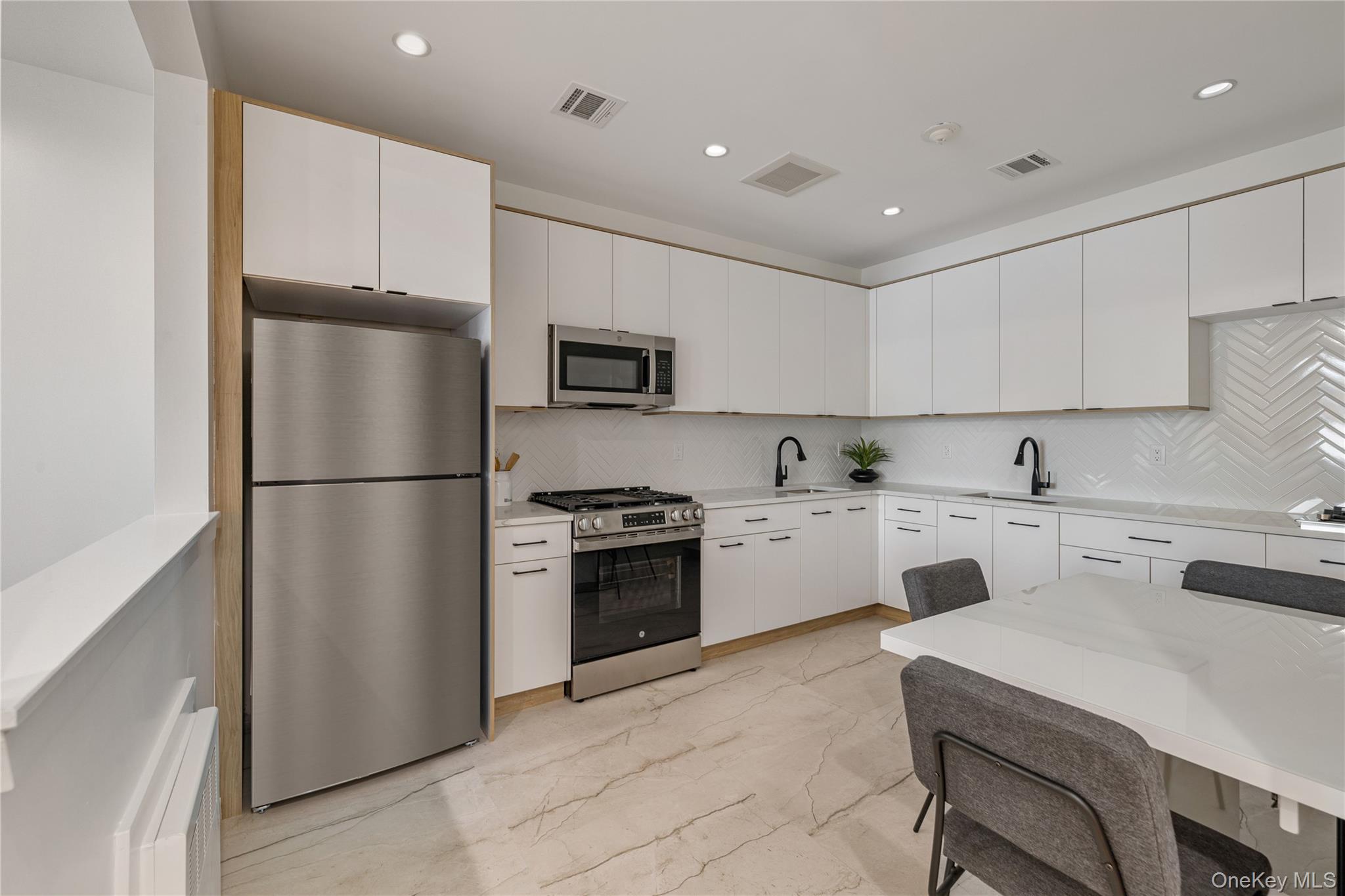 17 Union Road # 109, Spring Valley, NY 10977