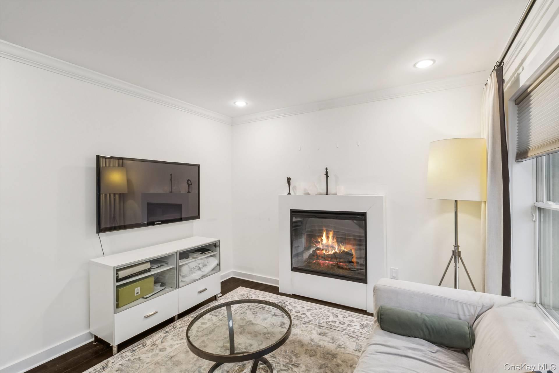 19 Walnut Avenue, East Quogue, NY 11942