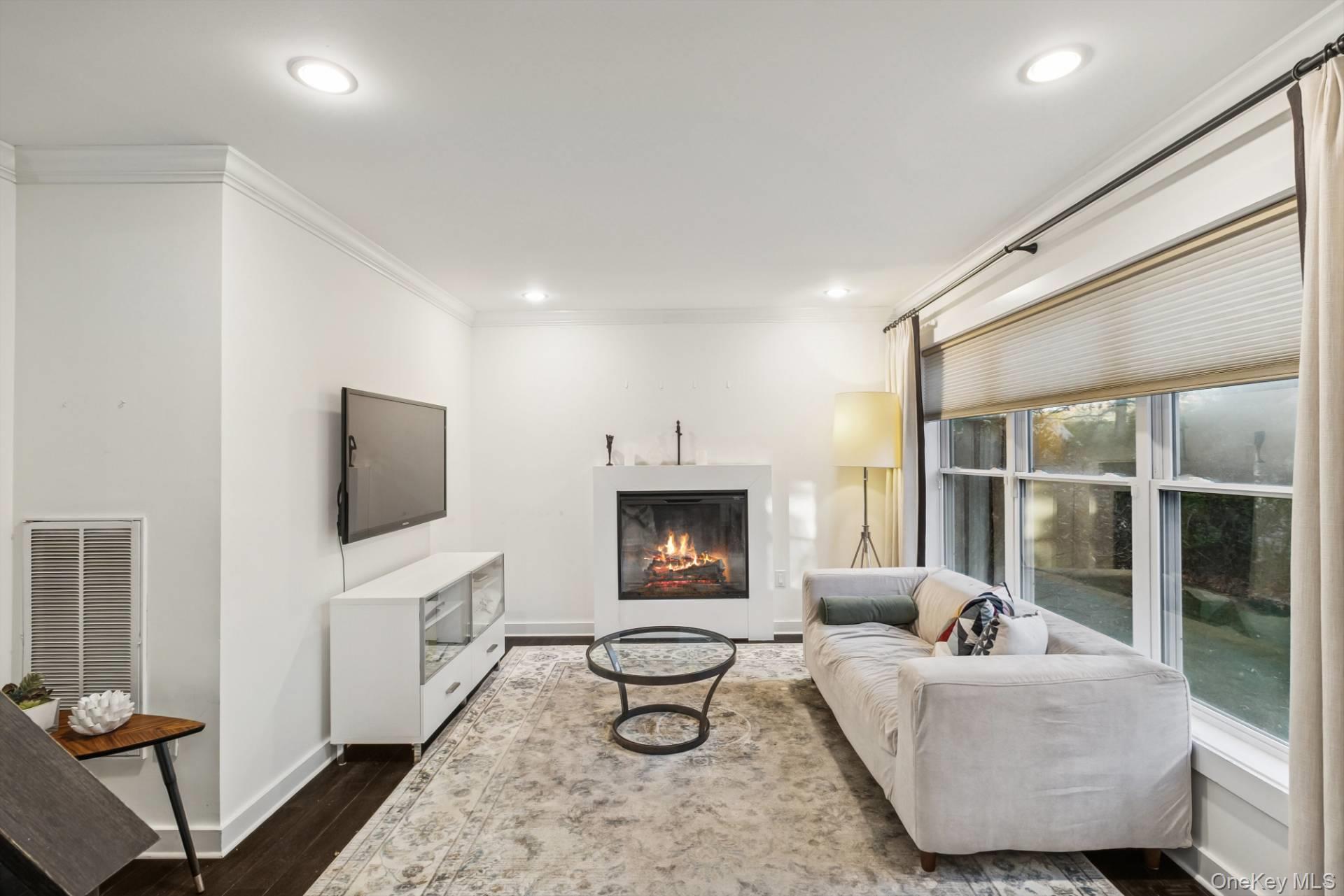 19 Walnut Avenue, East Quogue, NY 11942