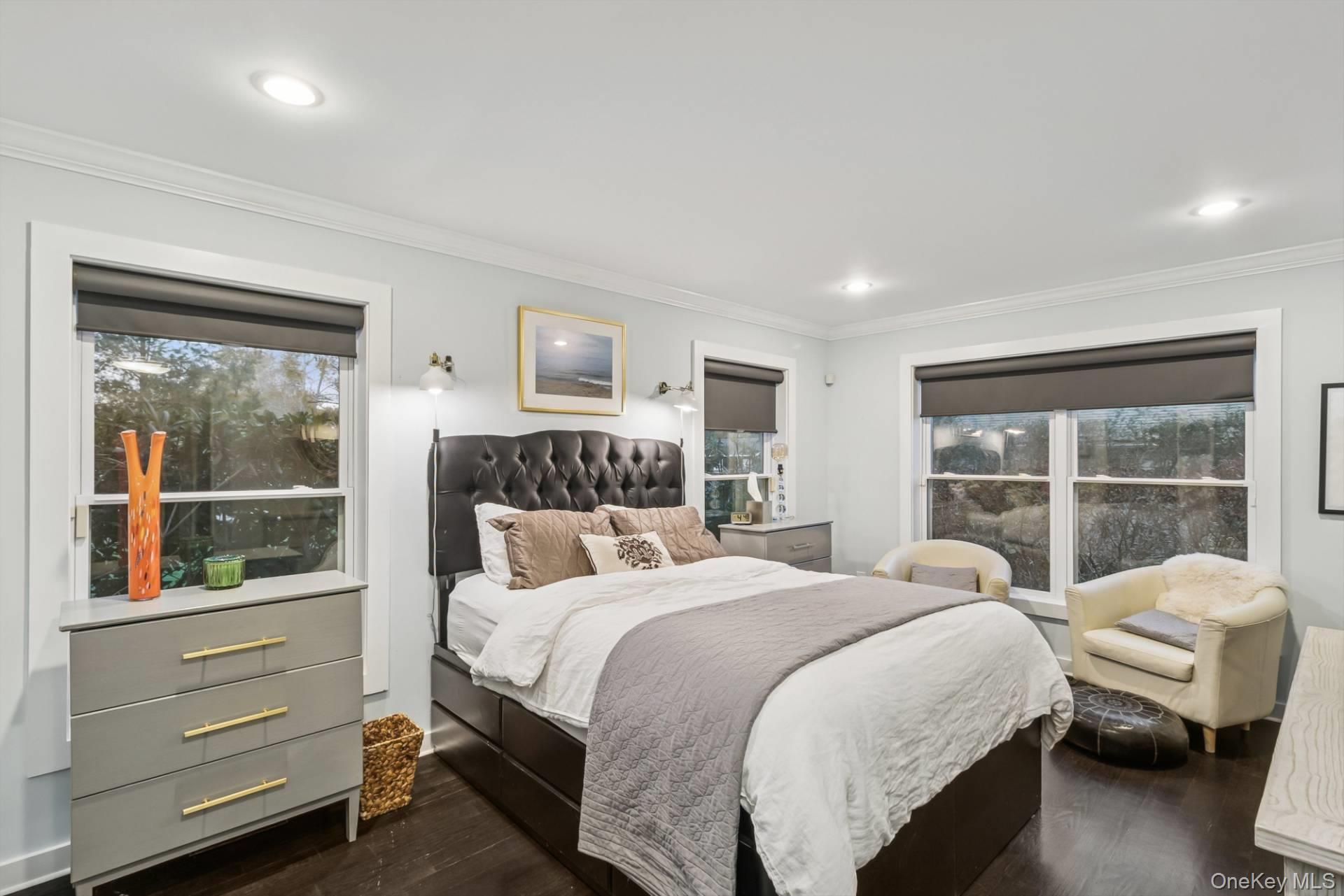 19 Walnut Avenue, East Quogue, NY 11942