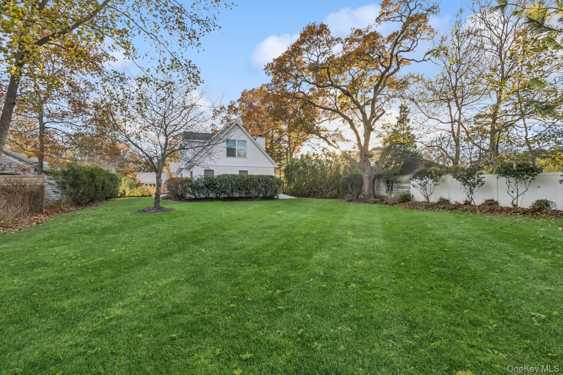 19 Walnut Avenue, East Quogue, NY 11942