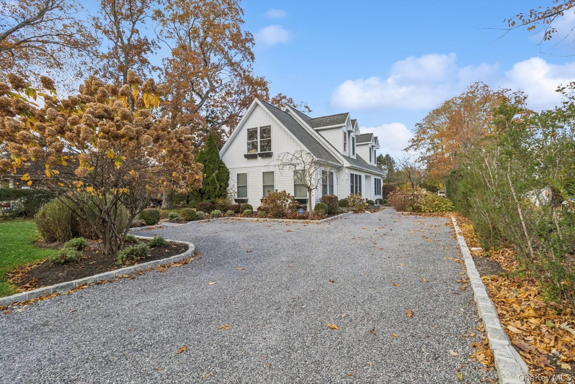 19 Walnut Avenue, East Quogue, NY 11942