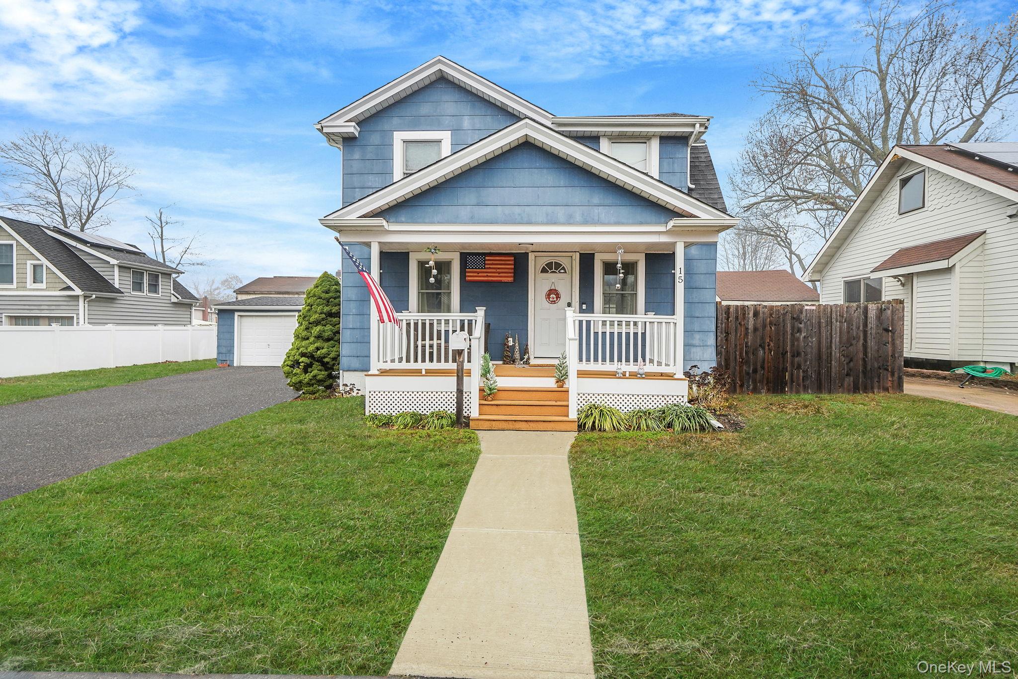 15 Cedar Grove Court, Patchogue, NY 11772