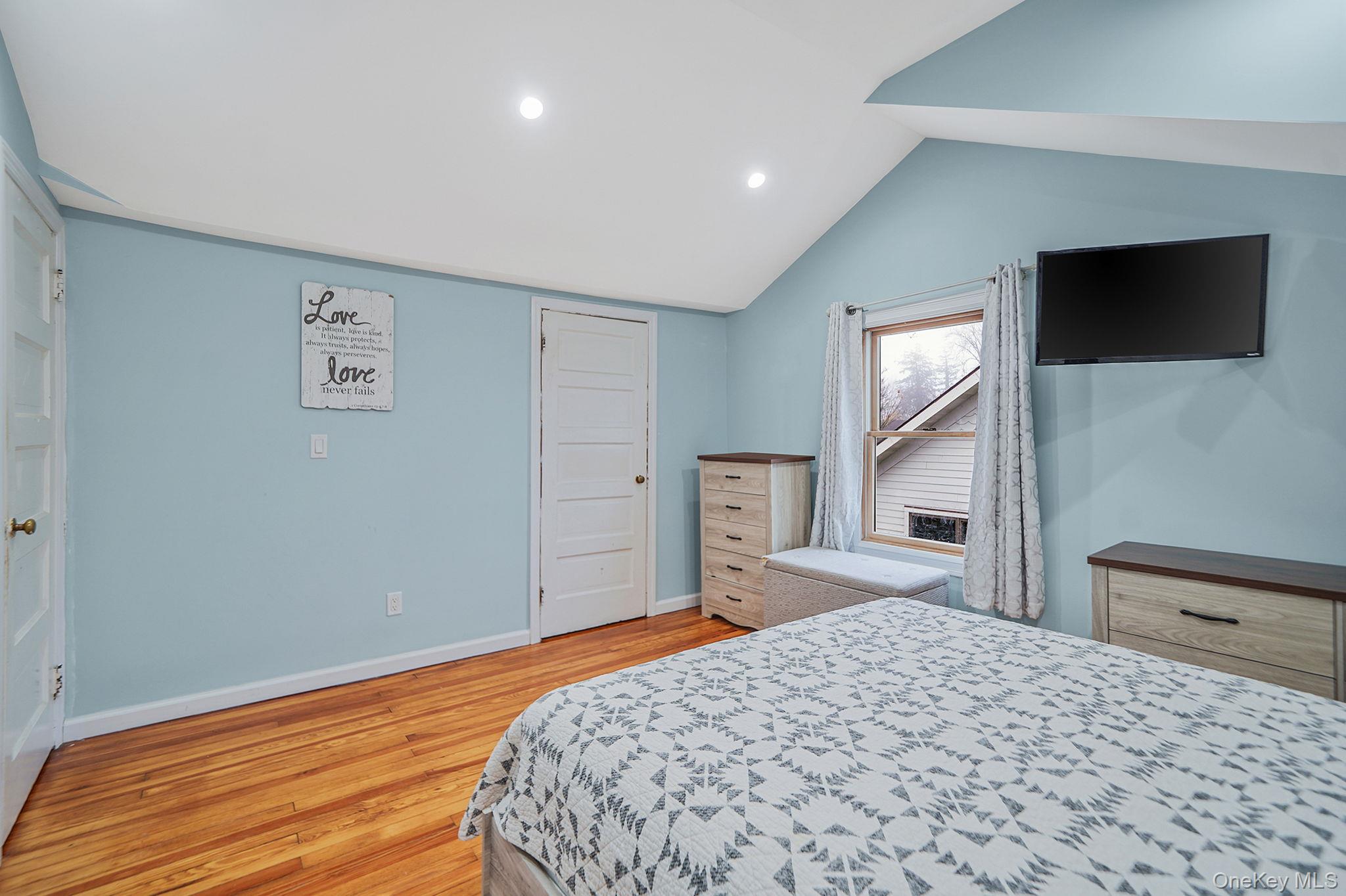 15 Cedar Grove Court, Patchogue, NY 11772