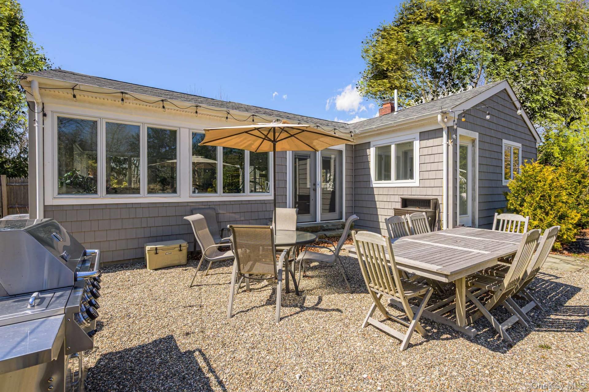 20 Columbine Avenue N, Hampton Bays, NY 11946