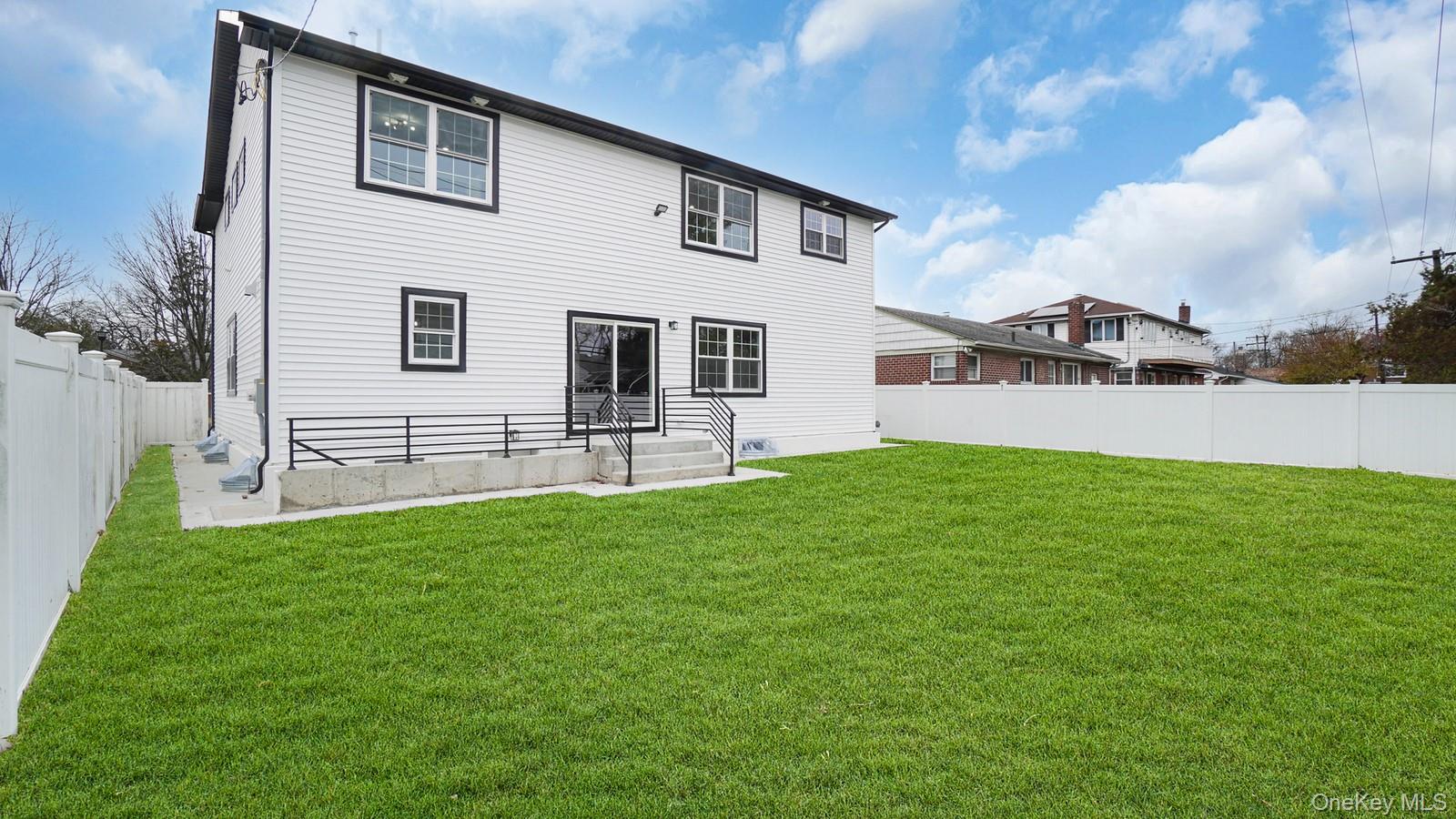 2268 Renfrew Avenue, Elmont, NY 11003