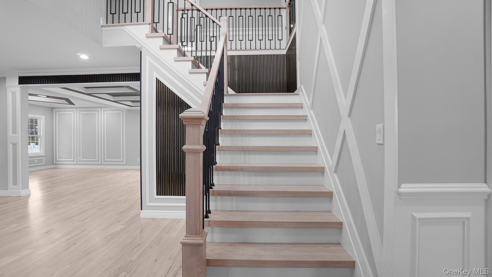 2268 Renfrew Avenue, Elmont, NY 11003