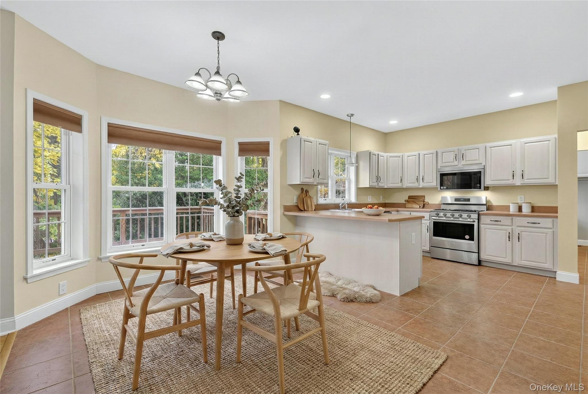 9 Exeter Circle, Beacon, NY 12508