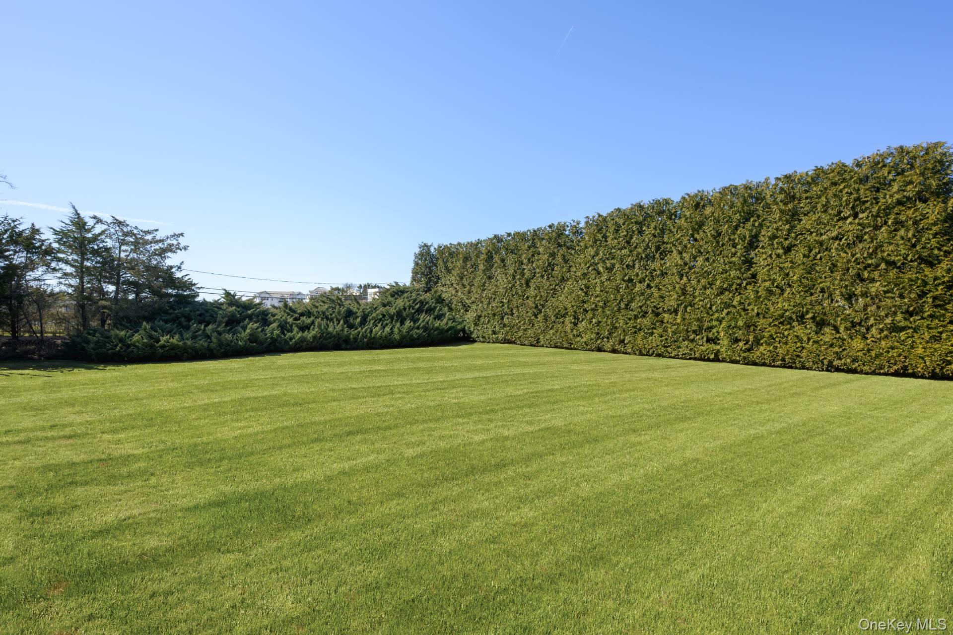 87 Jessup Lane, Westhampton Beach, NY 11978