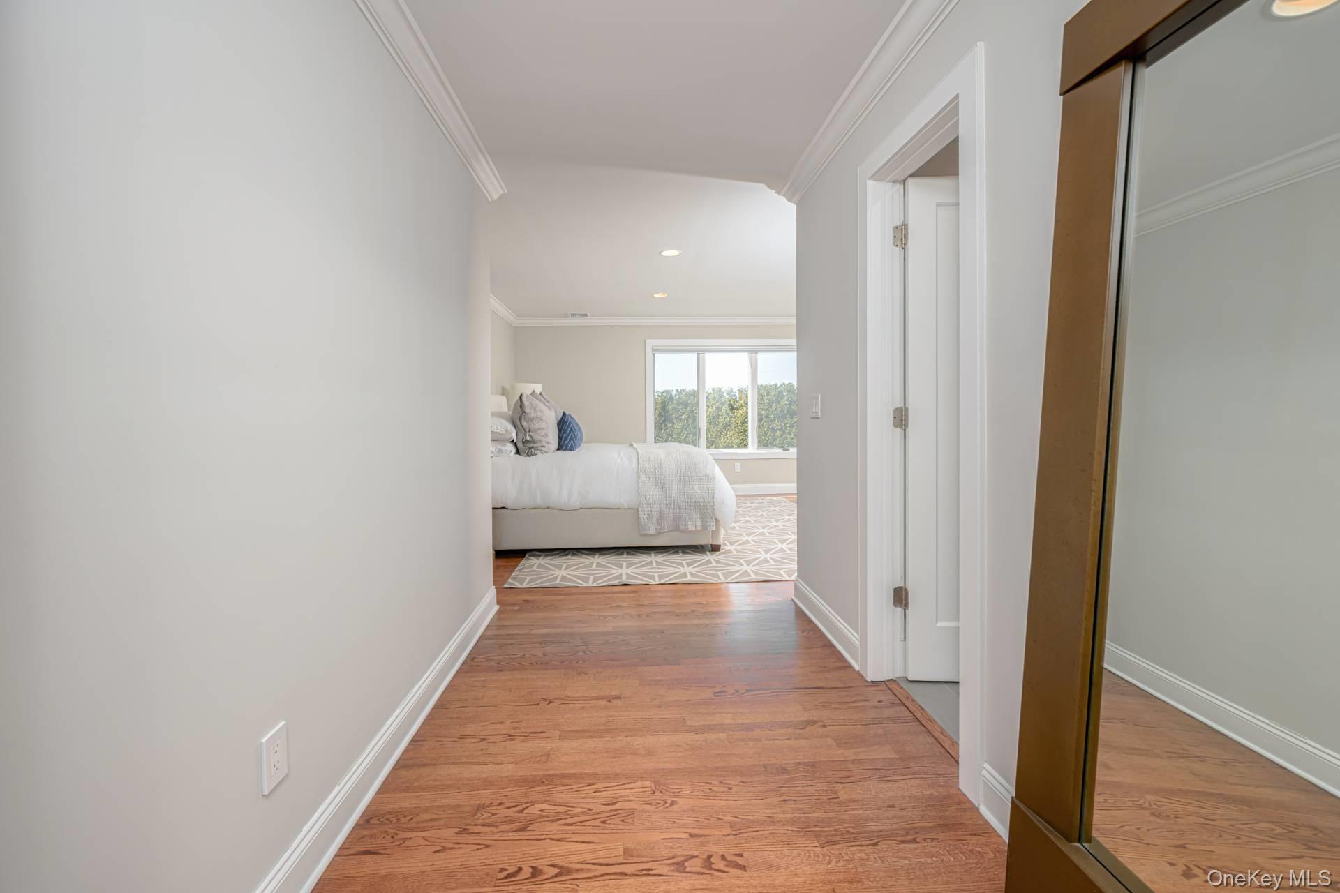 87 Jessup Lane, Westhampton Beach, NY 11978