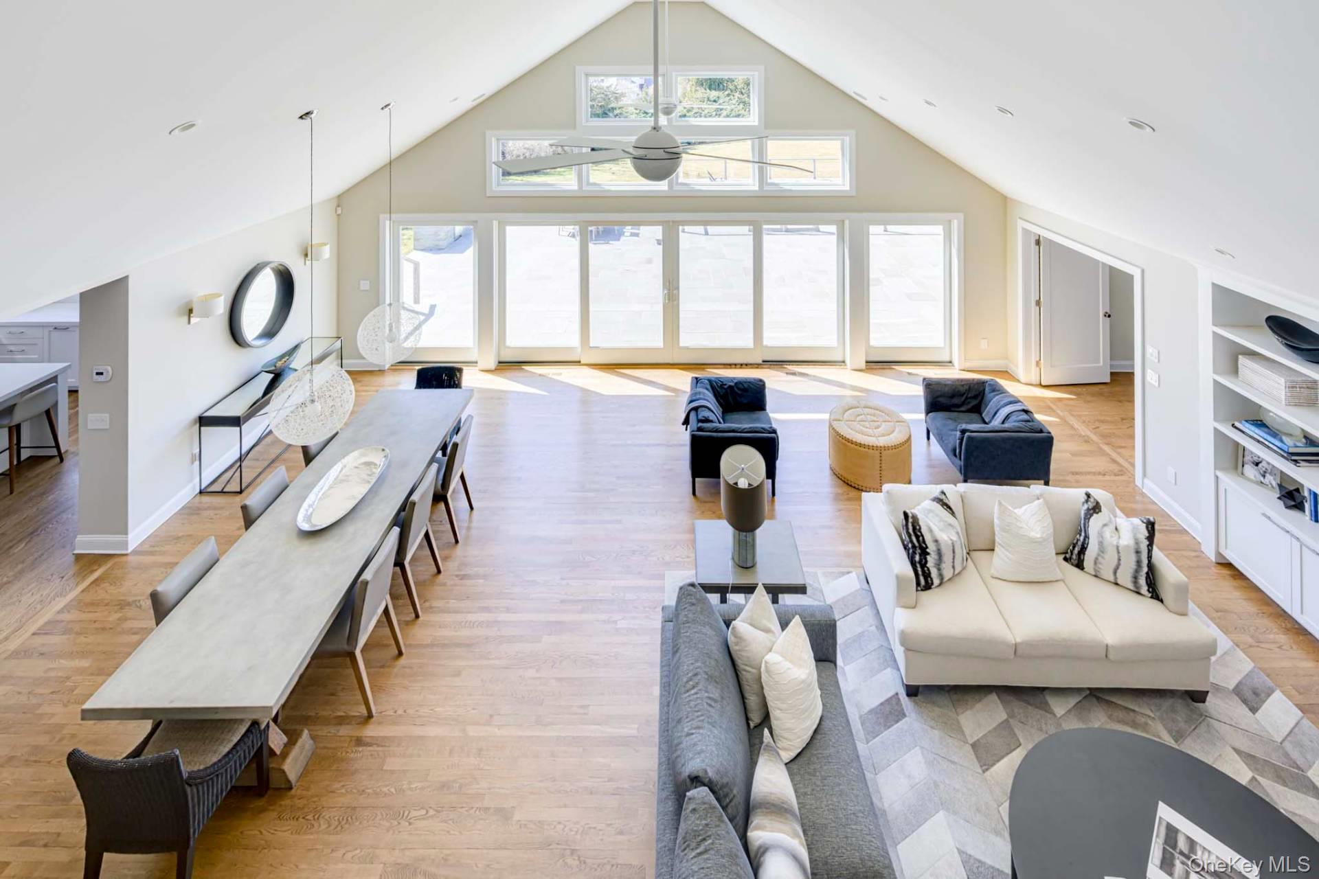 87 Jessup Lane, Westhampton Beach, NY 11978