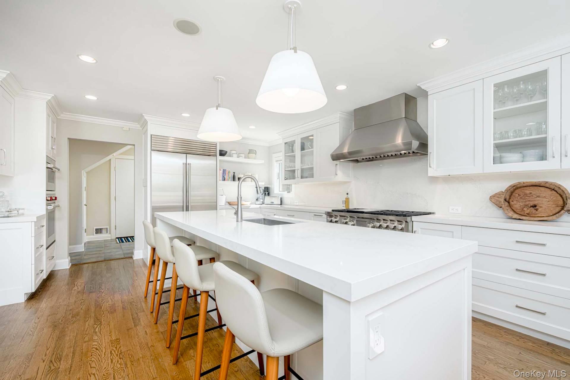 87 Jessup Lane, Westhampton Beach, NY 11978