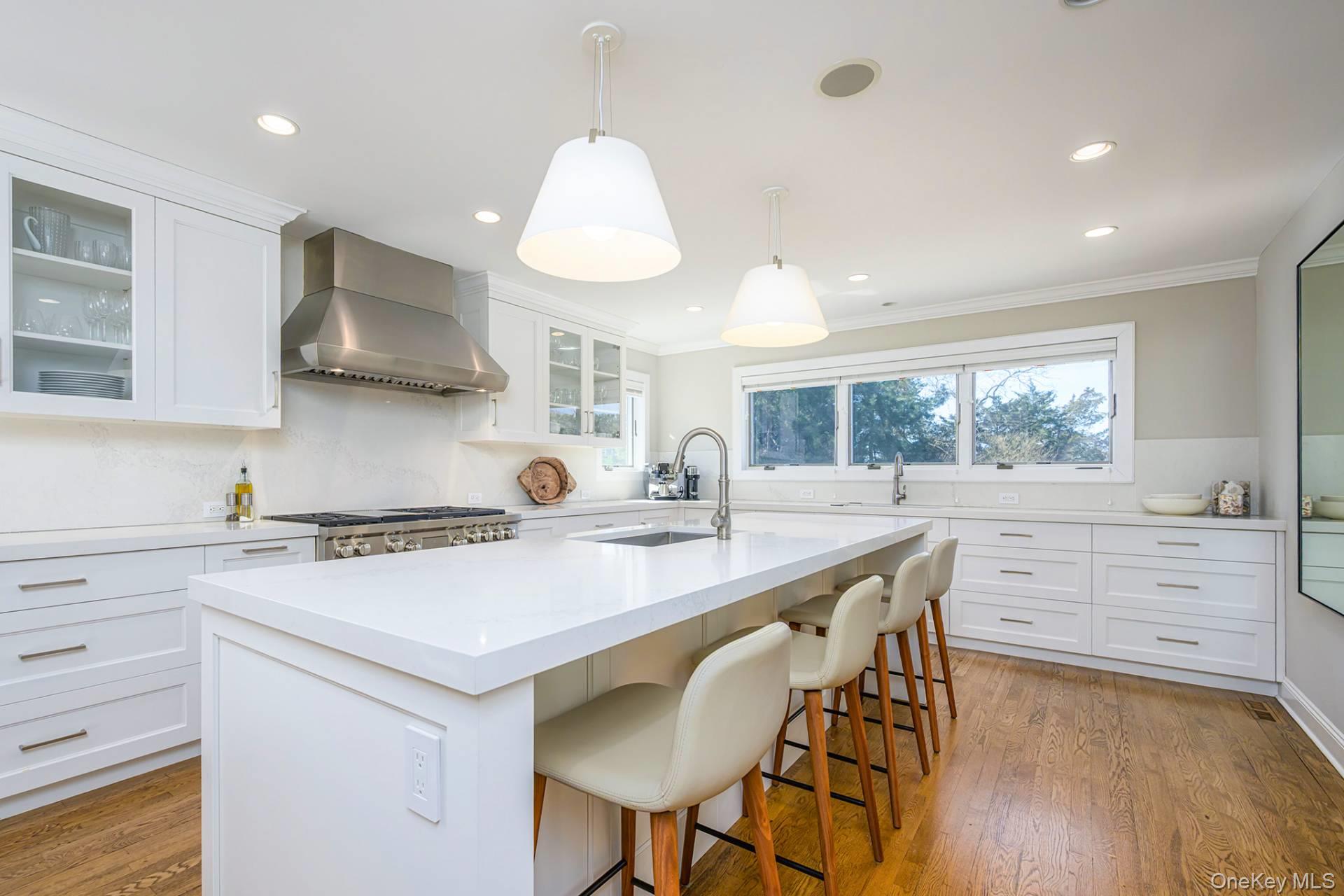 87 Jessup Lane, Westhampton Beach, NY 11978