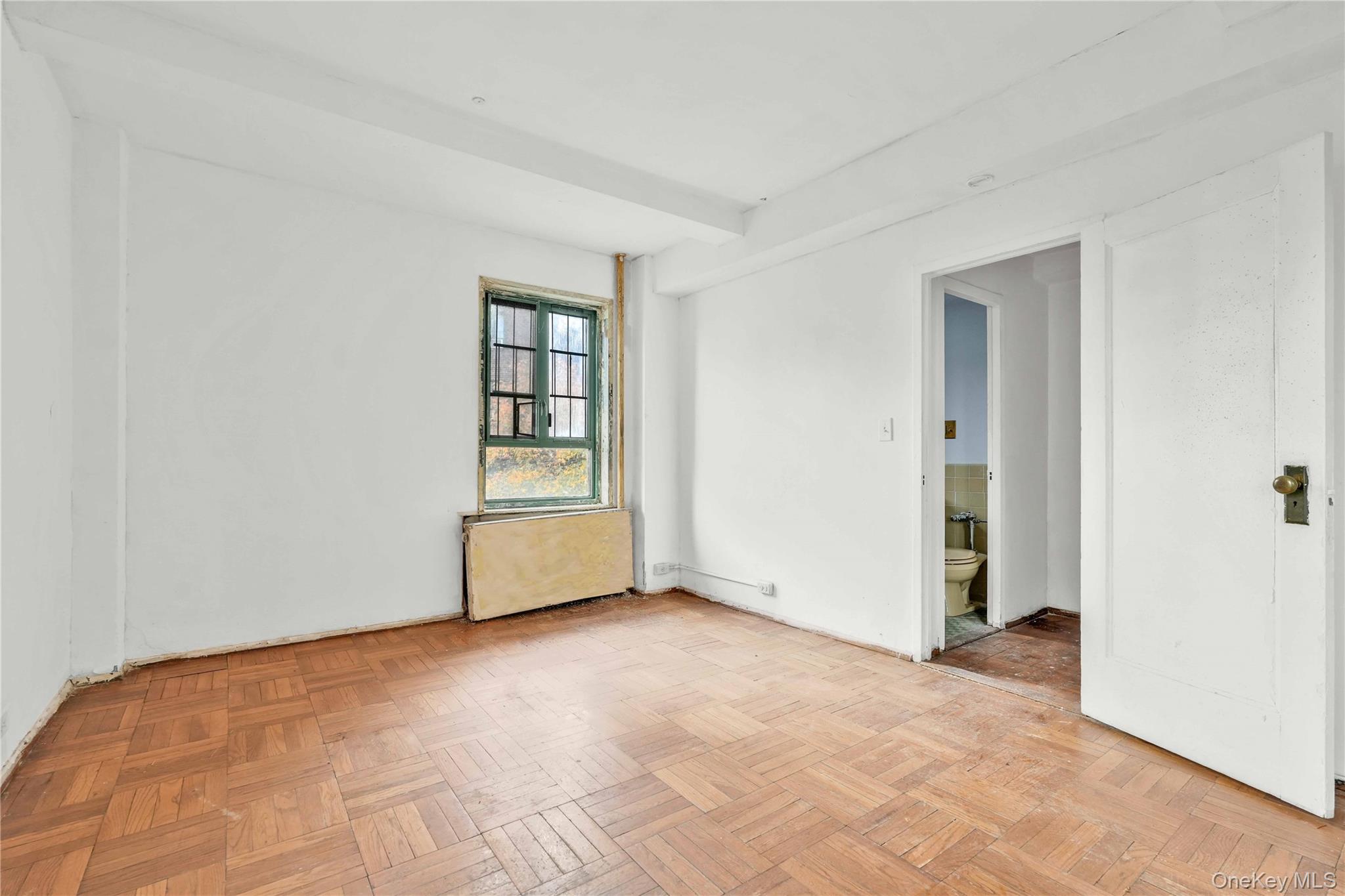 1504 Metropolitian Avenue # 4C, Bronx, NY 10462