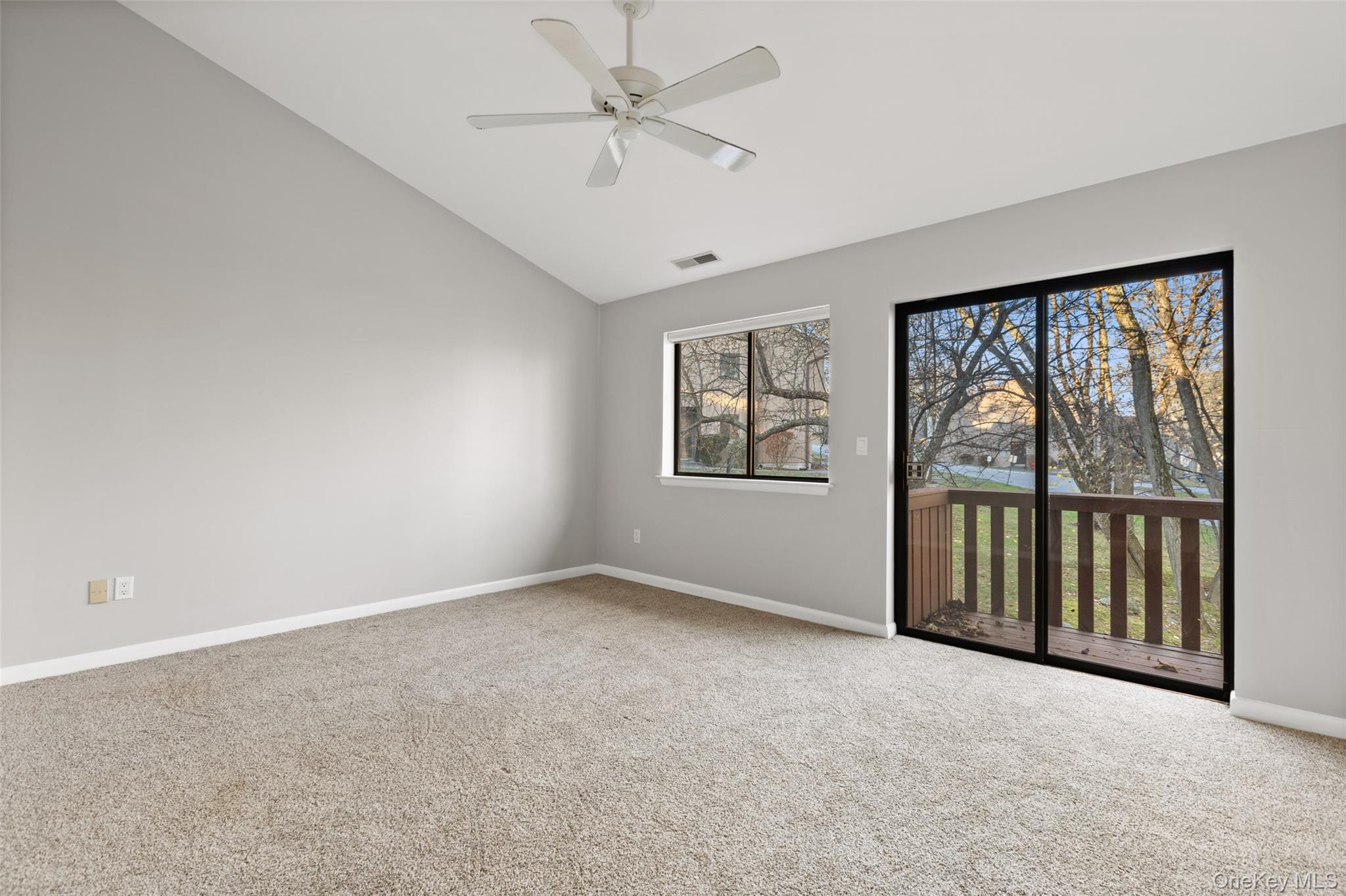 227 Panorama Court, Poughkeepsie, NY 12603