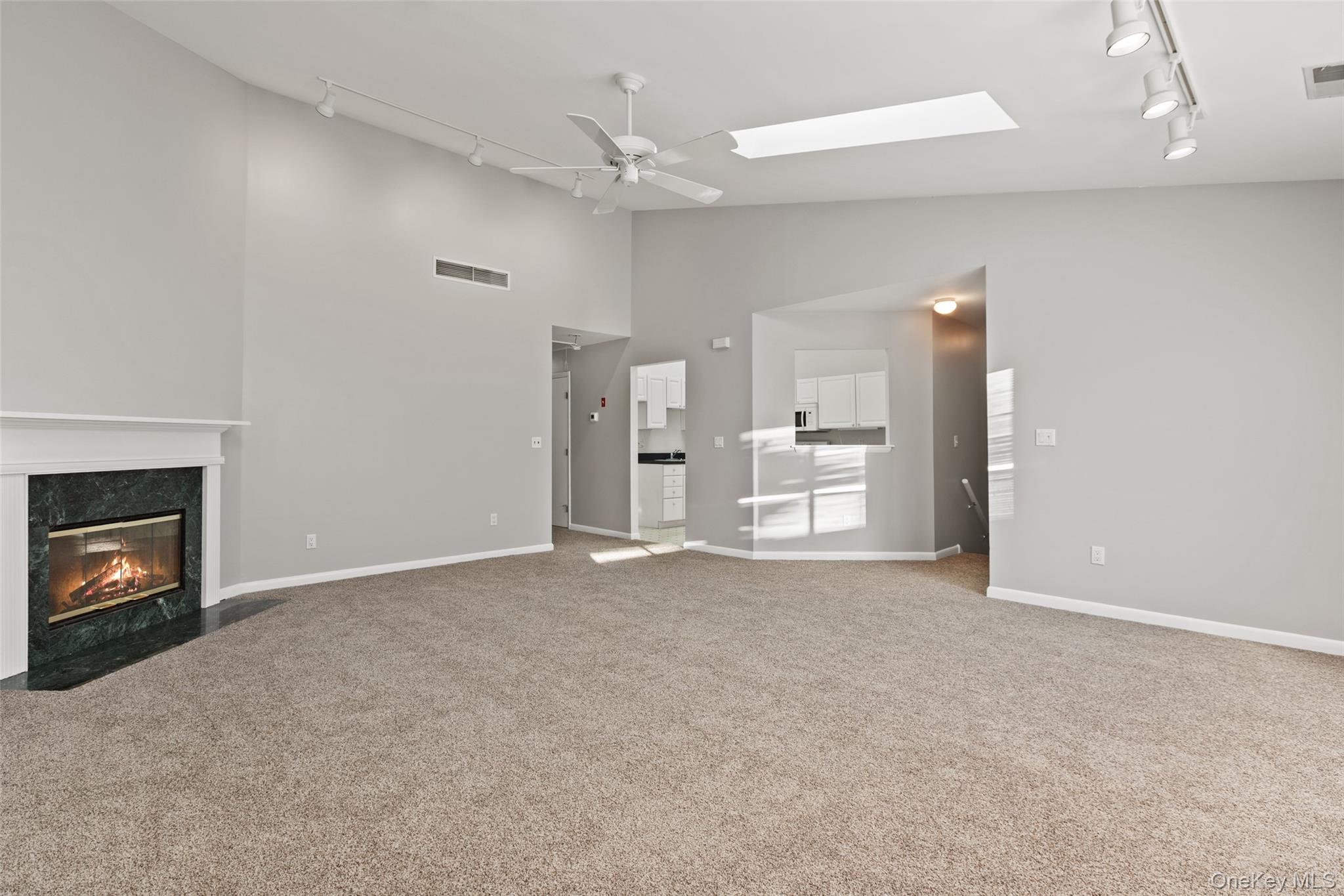 227 Panorama Court, Poughkeepsie, NY 12603