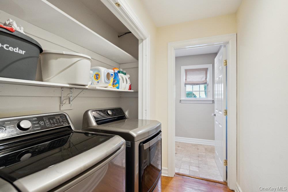 47 Syosset Circle, Syosset, NY 11791