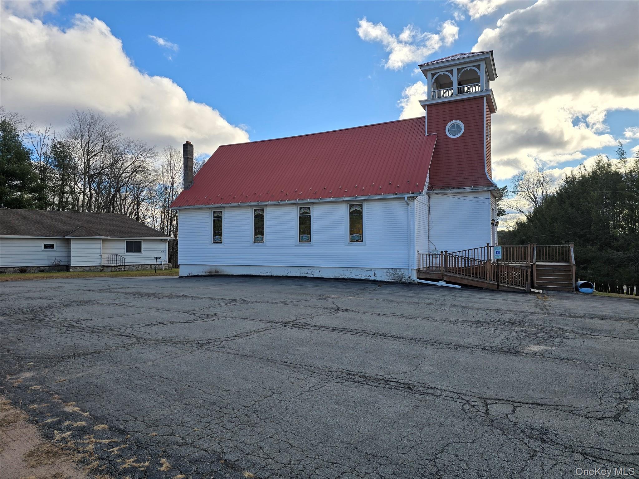 58 Horseshoe Lake Road, Kauneonga Lake, NY 12749