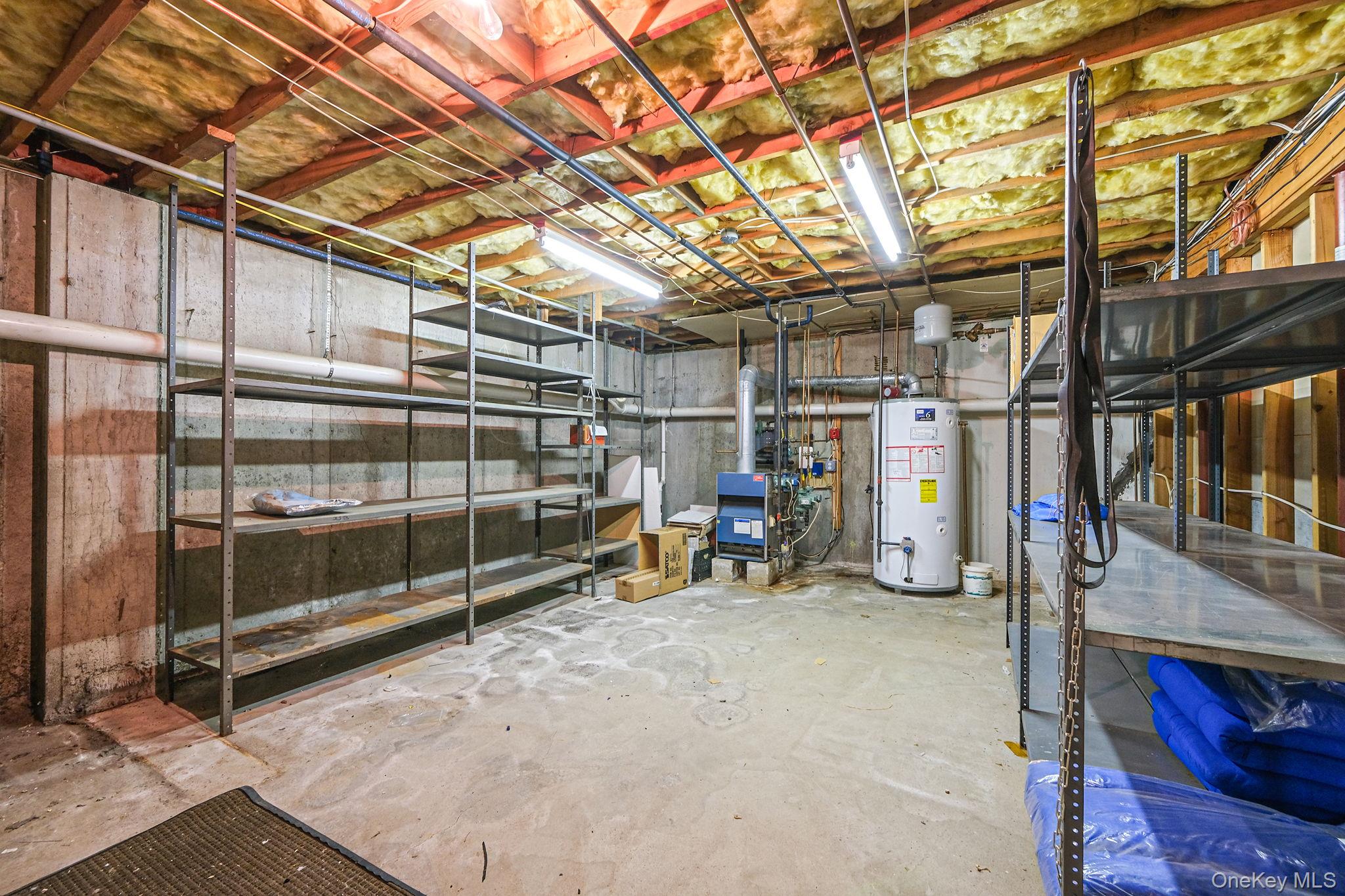 10 Cori Lane, Bohemia, NY 11716