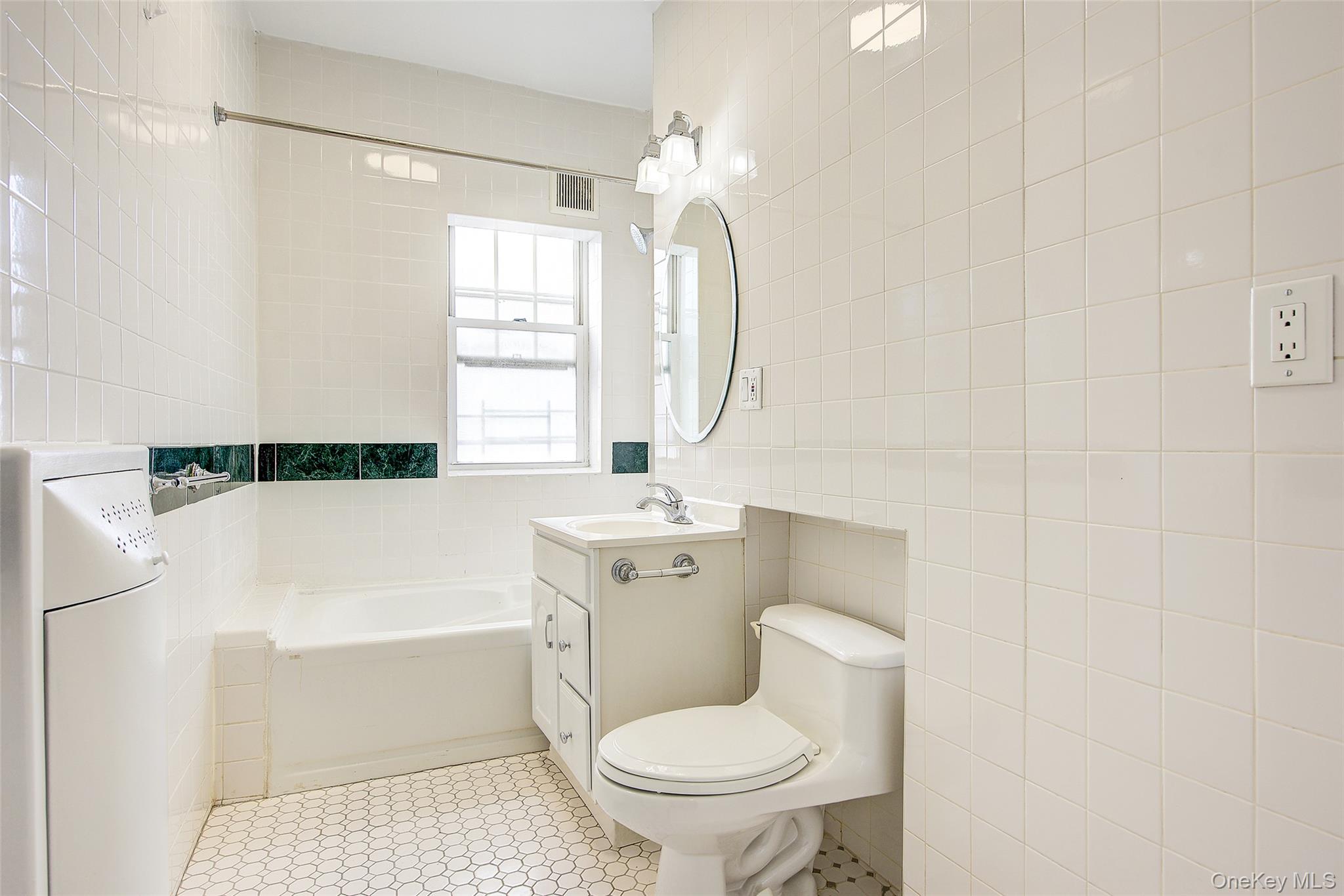 77-14 113th Street # 45, Forest Hills, NY 11375