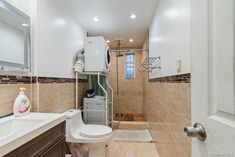 727 Euclid Avenue, Brooklyn, NY 11208