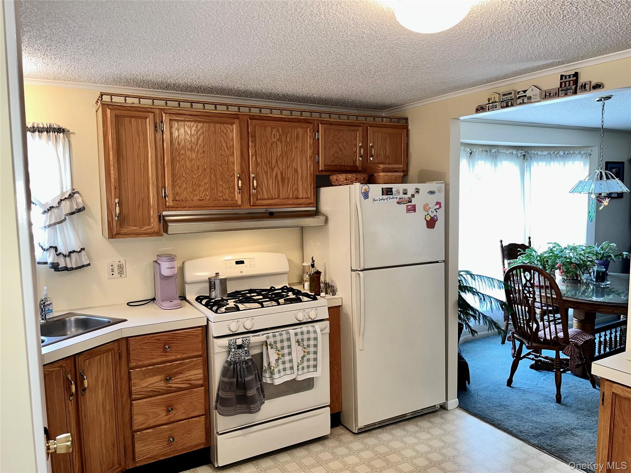 105 North Mountainview MH, Stony Point, NY 10950