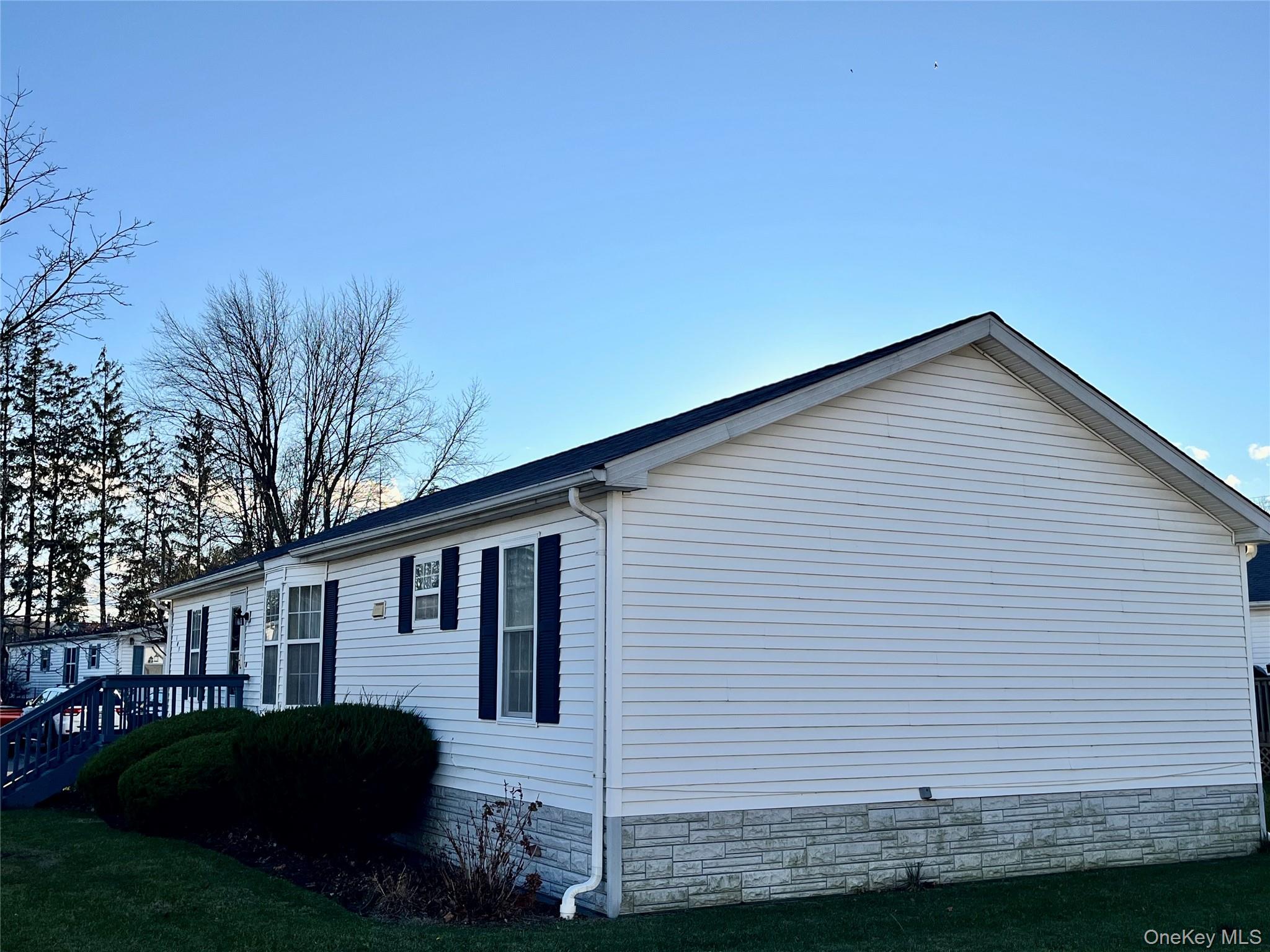 105 North Mountainview MH, Stony Point, NY 10950