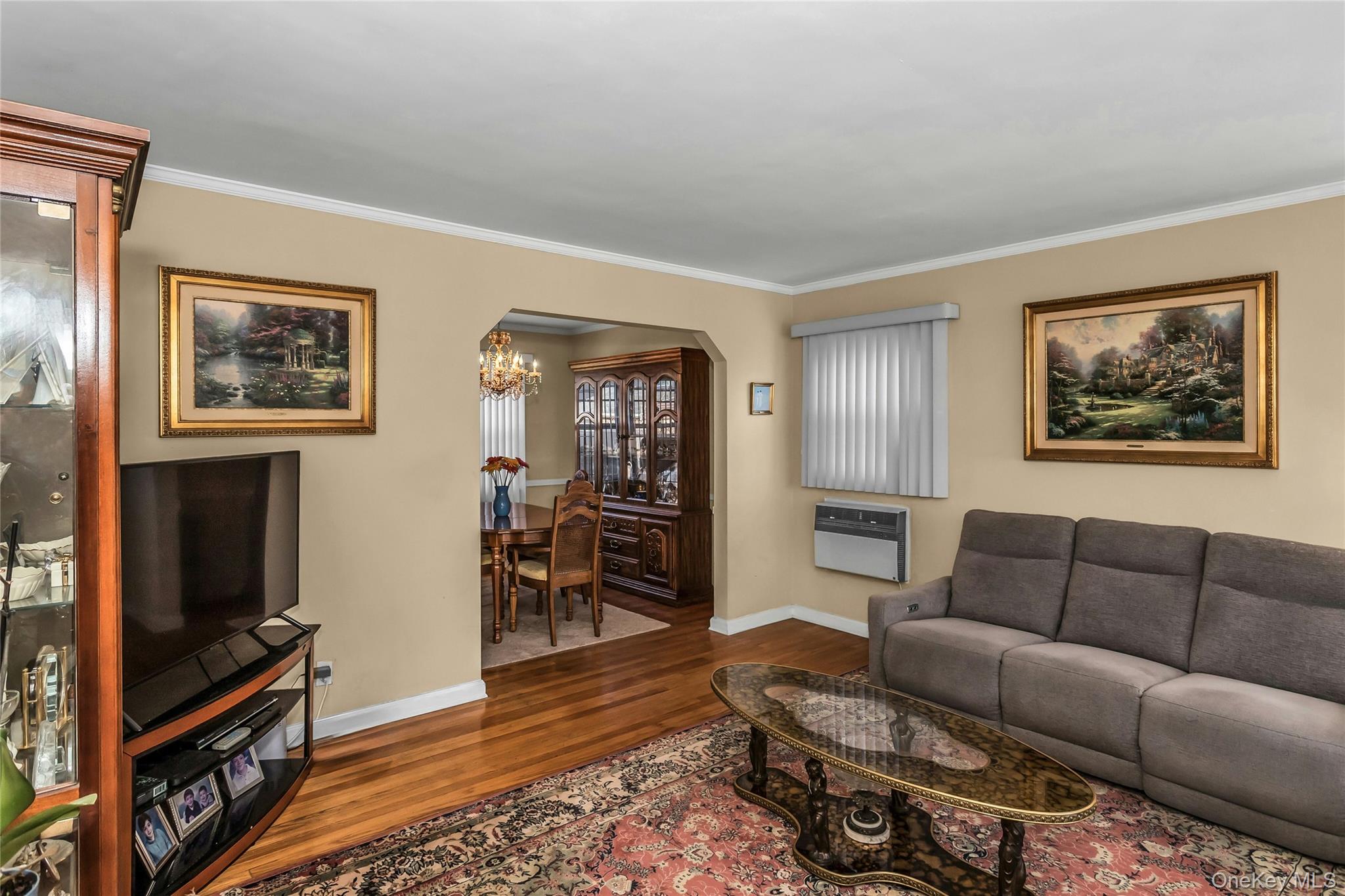 78-37 267th Street, Glen Oaks, NY 11004