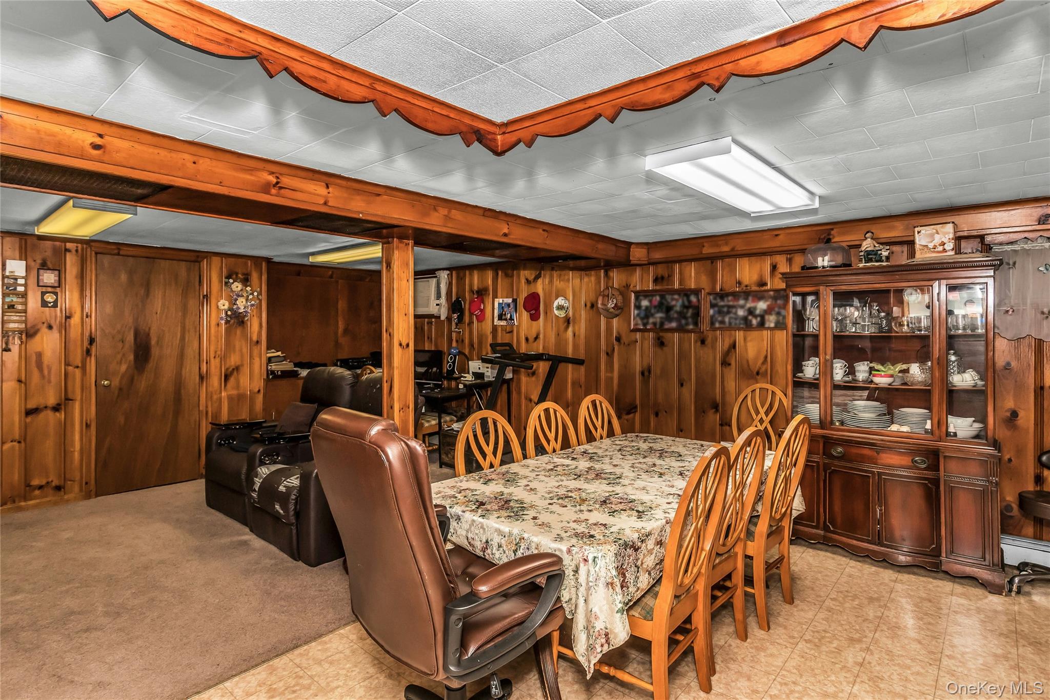 78-37 267th Street, Glen Oaks, NY 11004