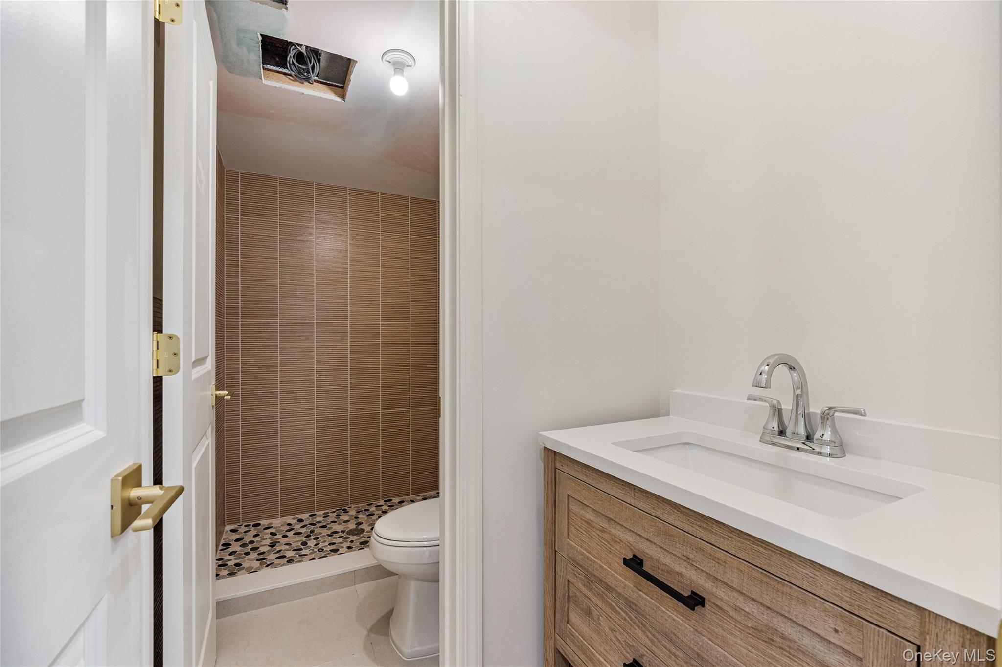 12 Buckman Place # 101, Monsey, NY 10952