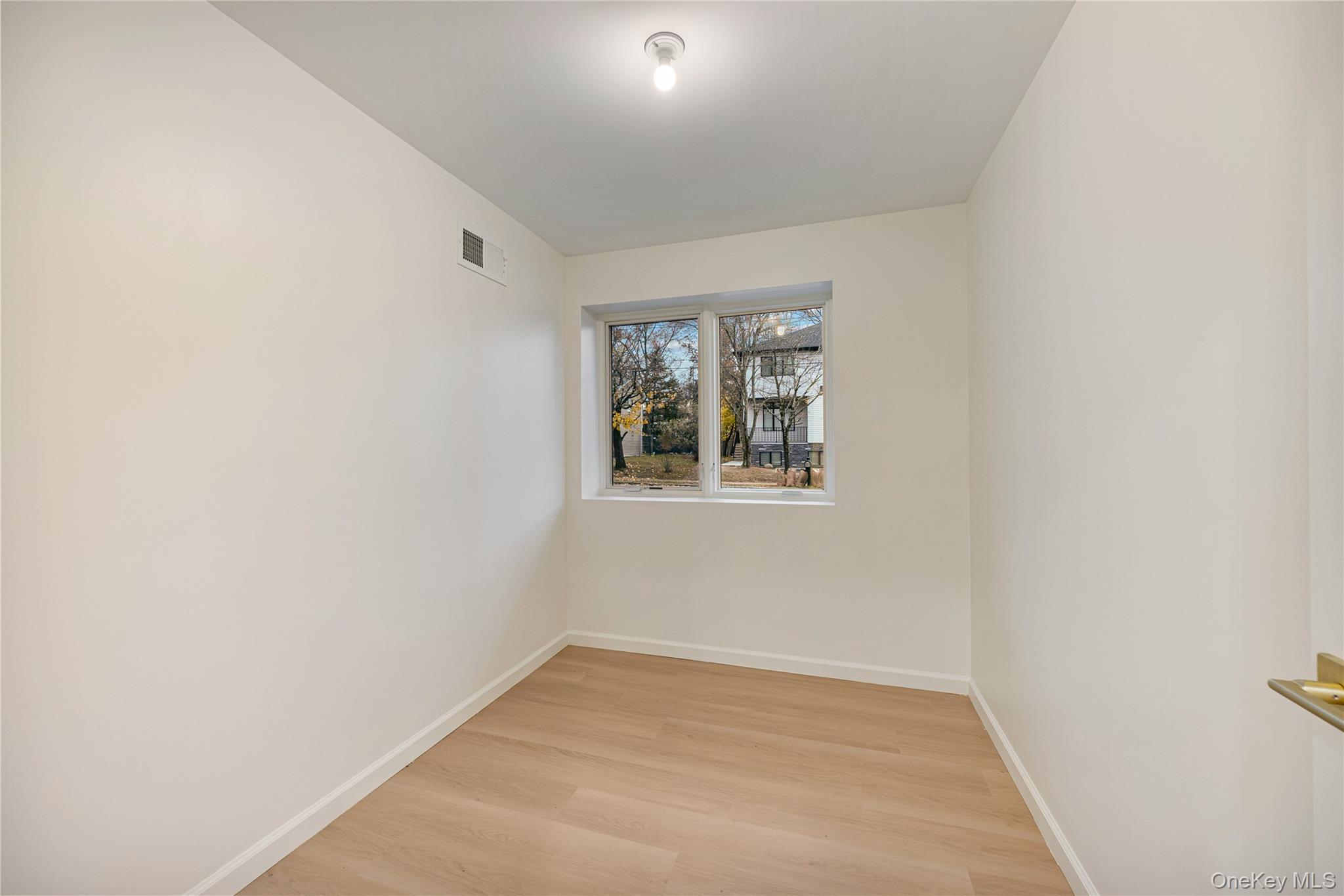 12 Buckman Place # 101, Monsey, NY 10952