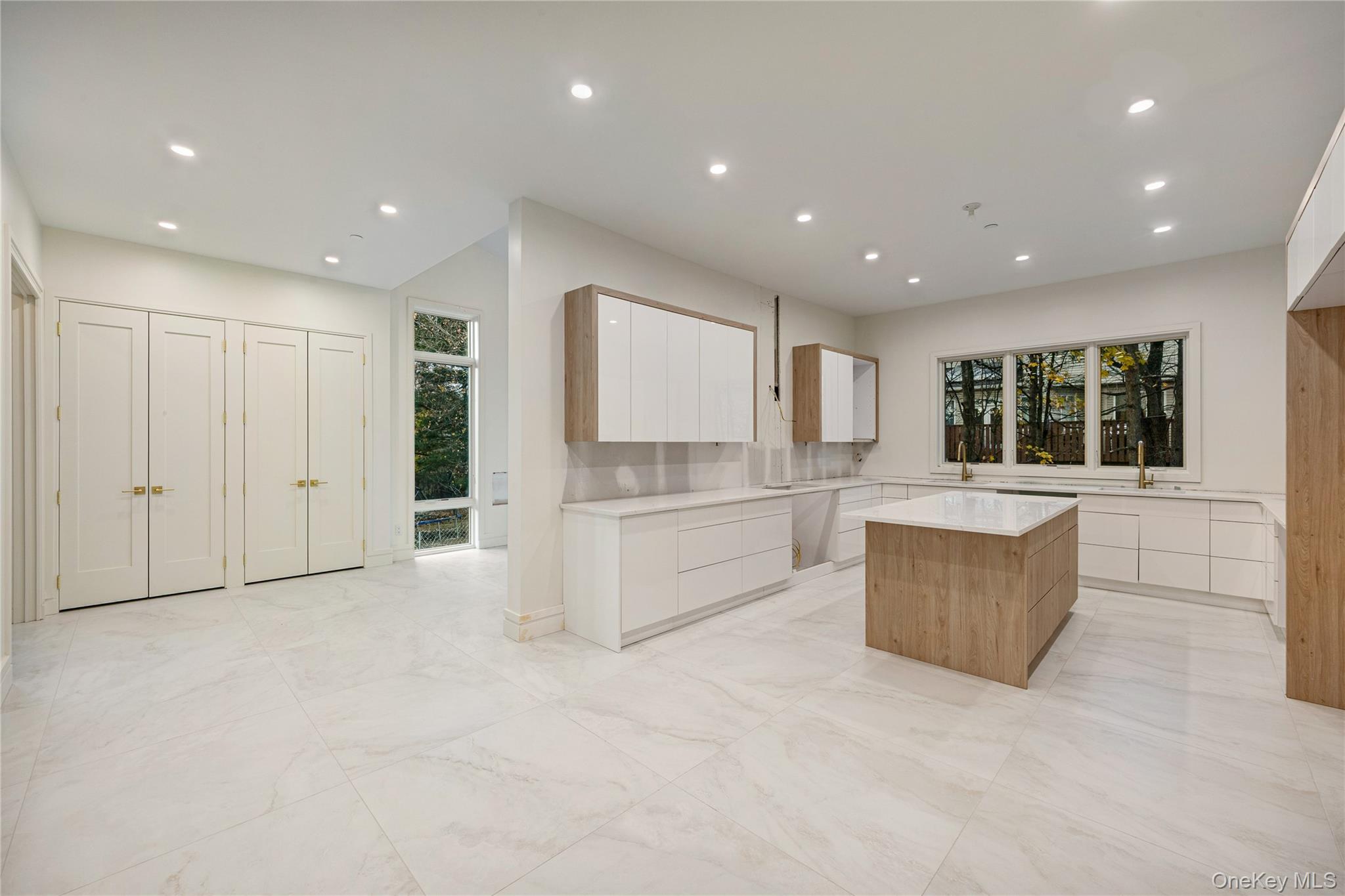 12 Buckman Place # 101, Monsey, NY 10952