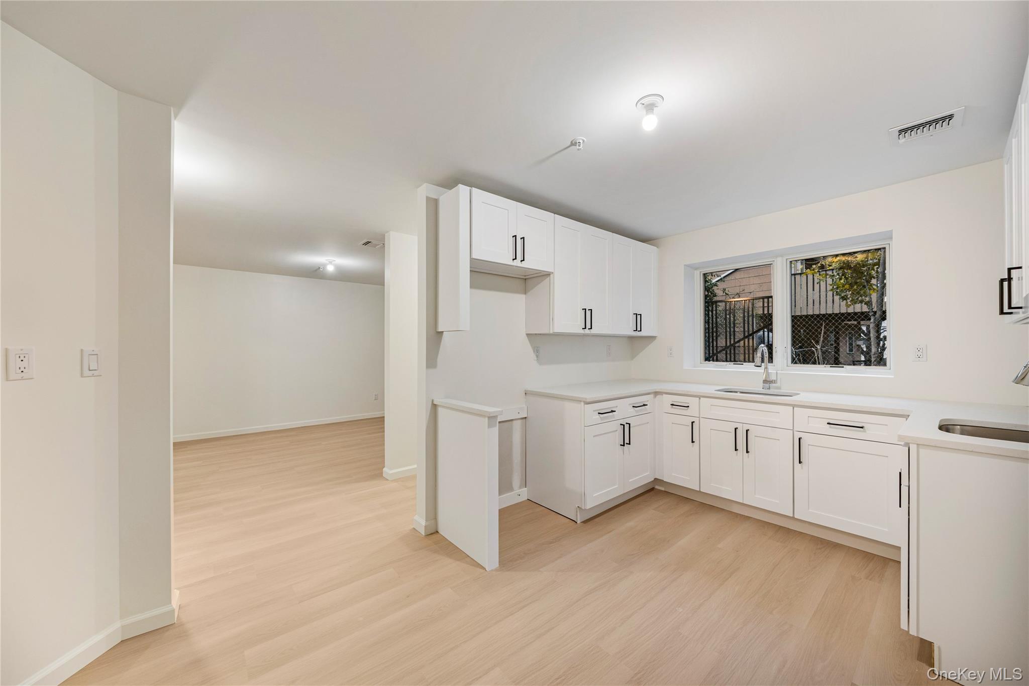 12 Buckman Place # 101, Monsey, NY 10952