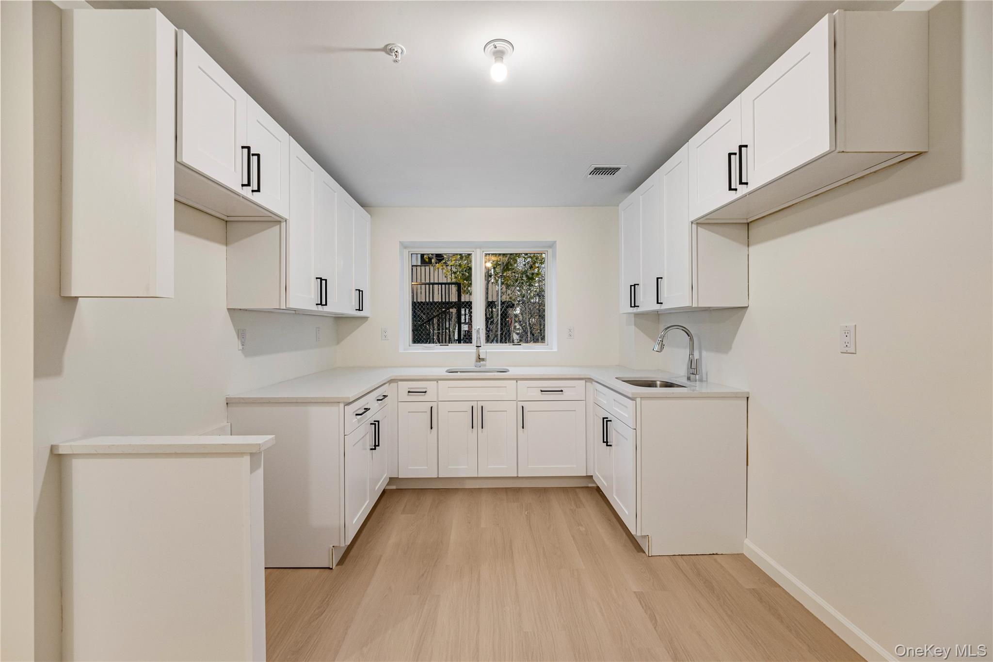 12 Buckman Place # 101, Monsey, NY 10952