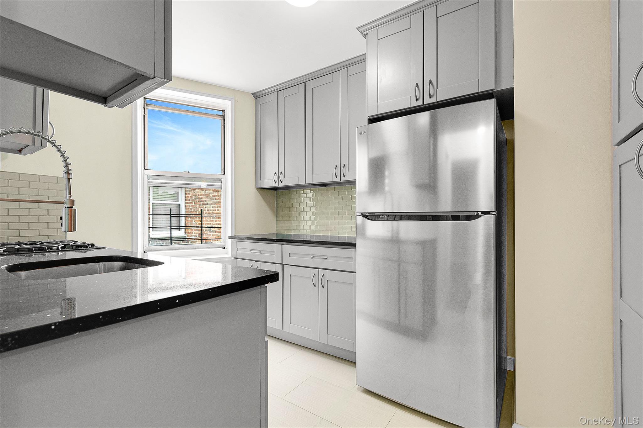 67-30 Clyde Street # 6W, Forest Hills, NY 11375