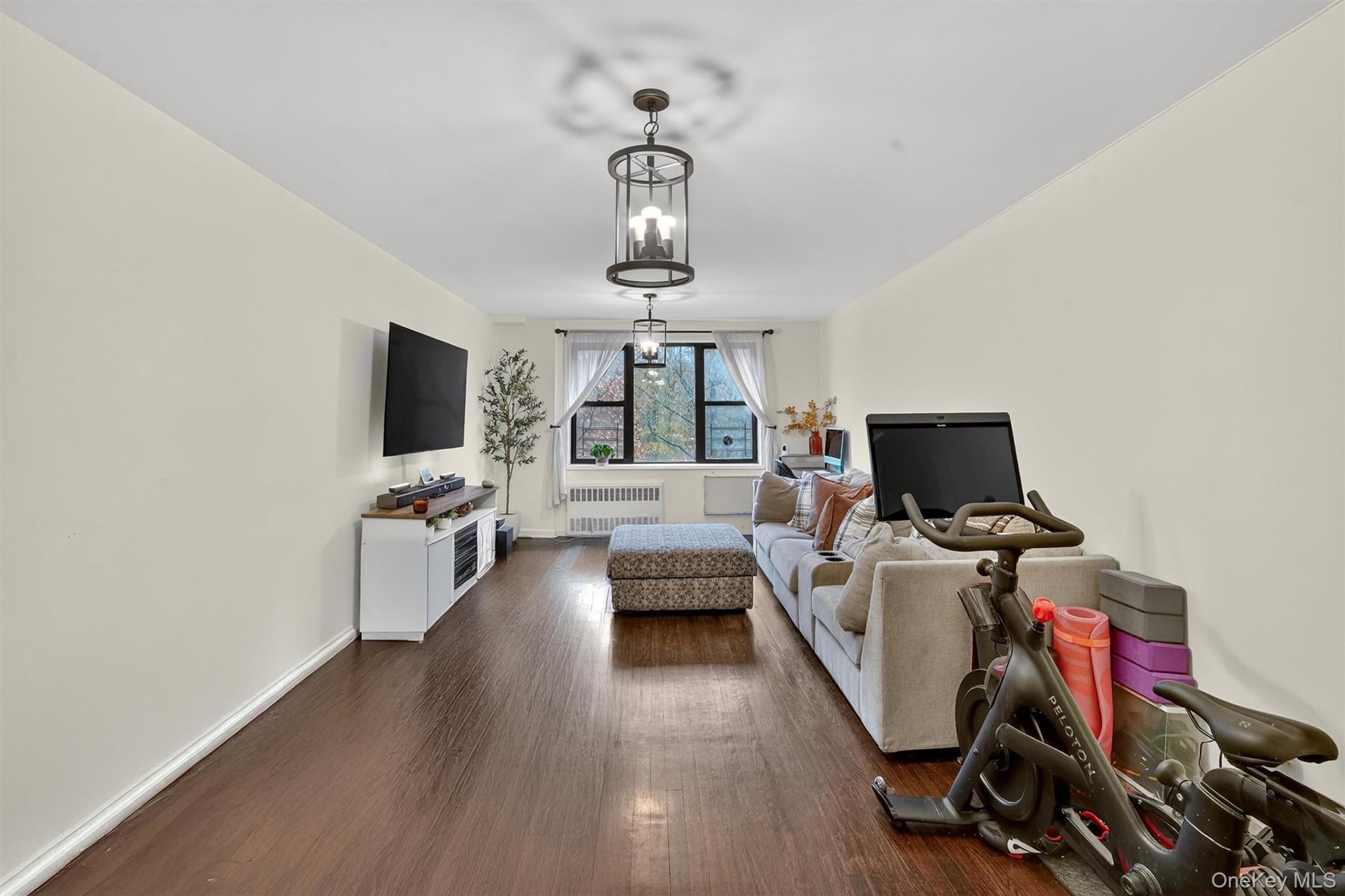 6495 Broadway # 5R, Bronx, NY 10471