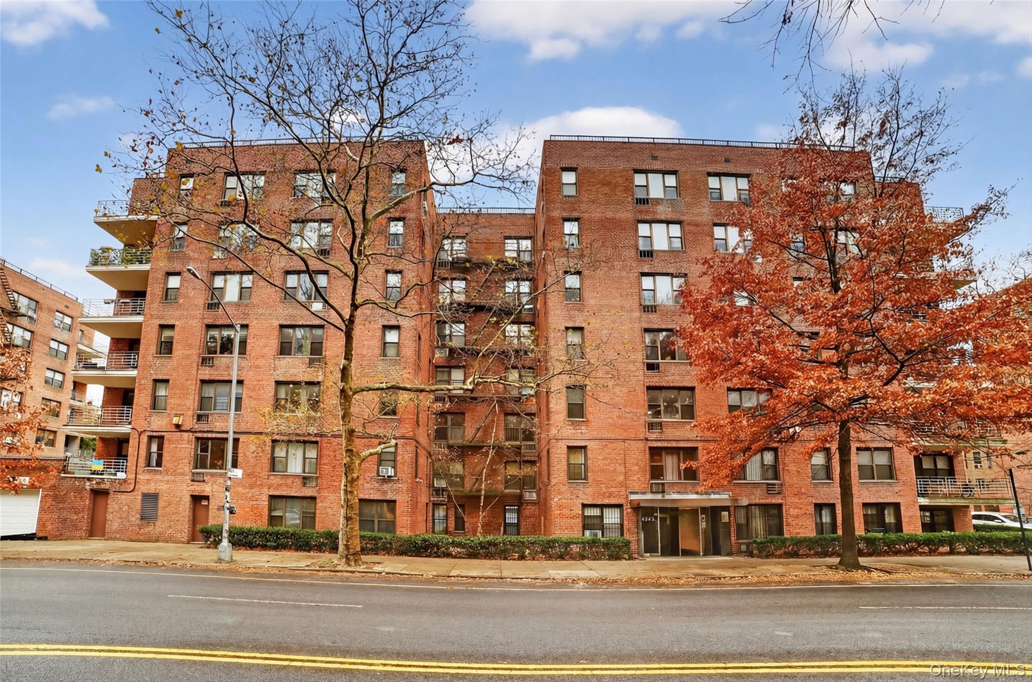 6495 Broadway # 5R, Bronx, NY 10471