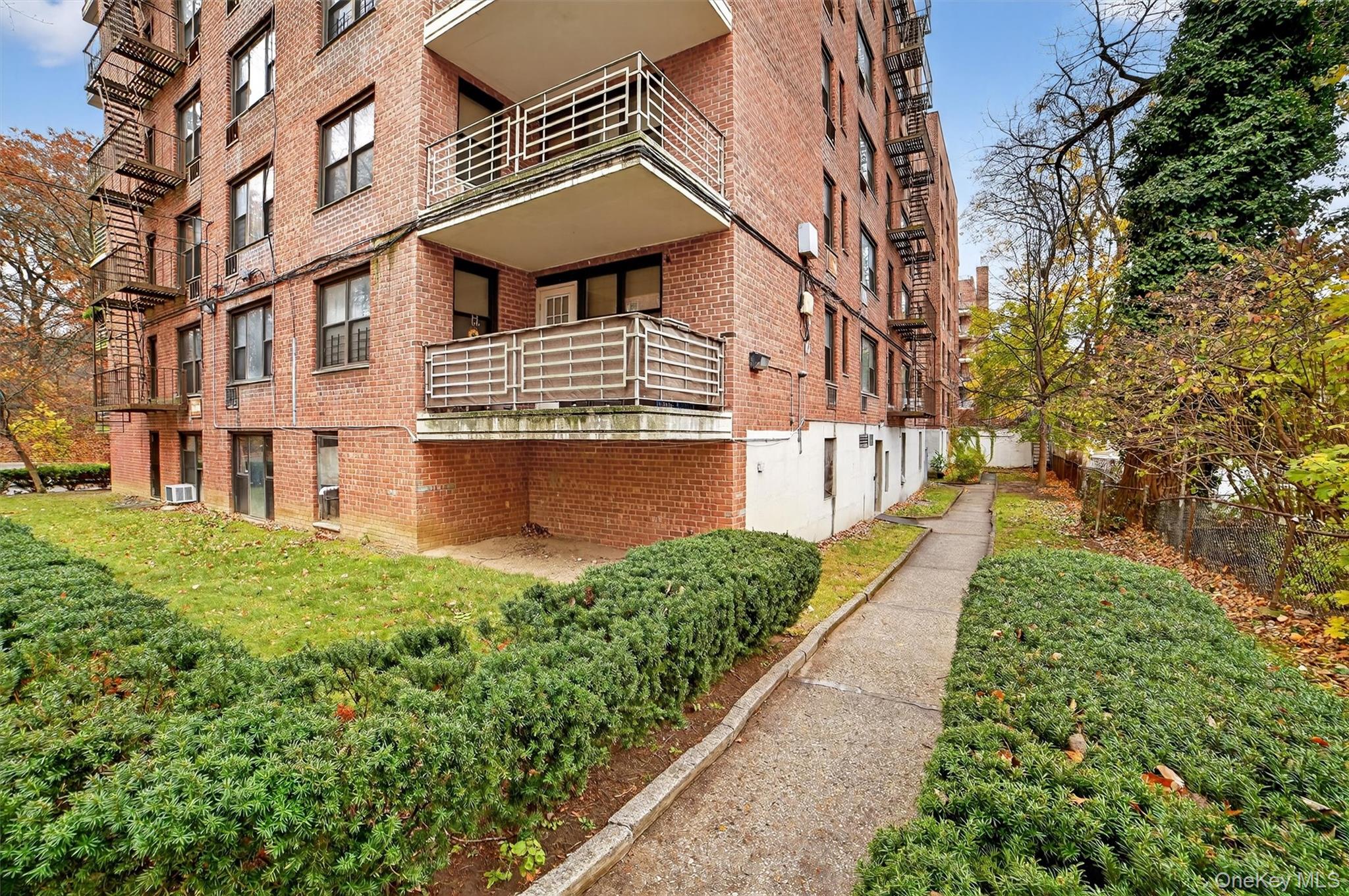 6495 Broadway # 5R, Bronx, NY 10471