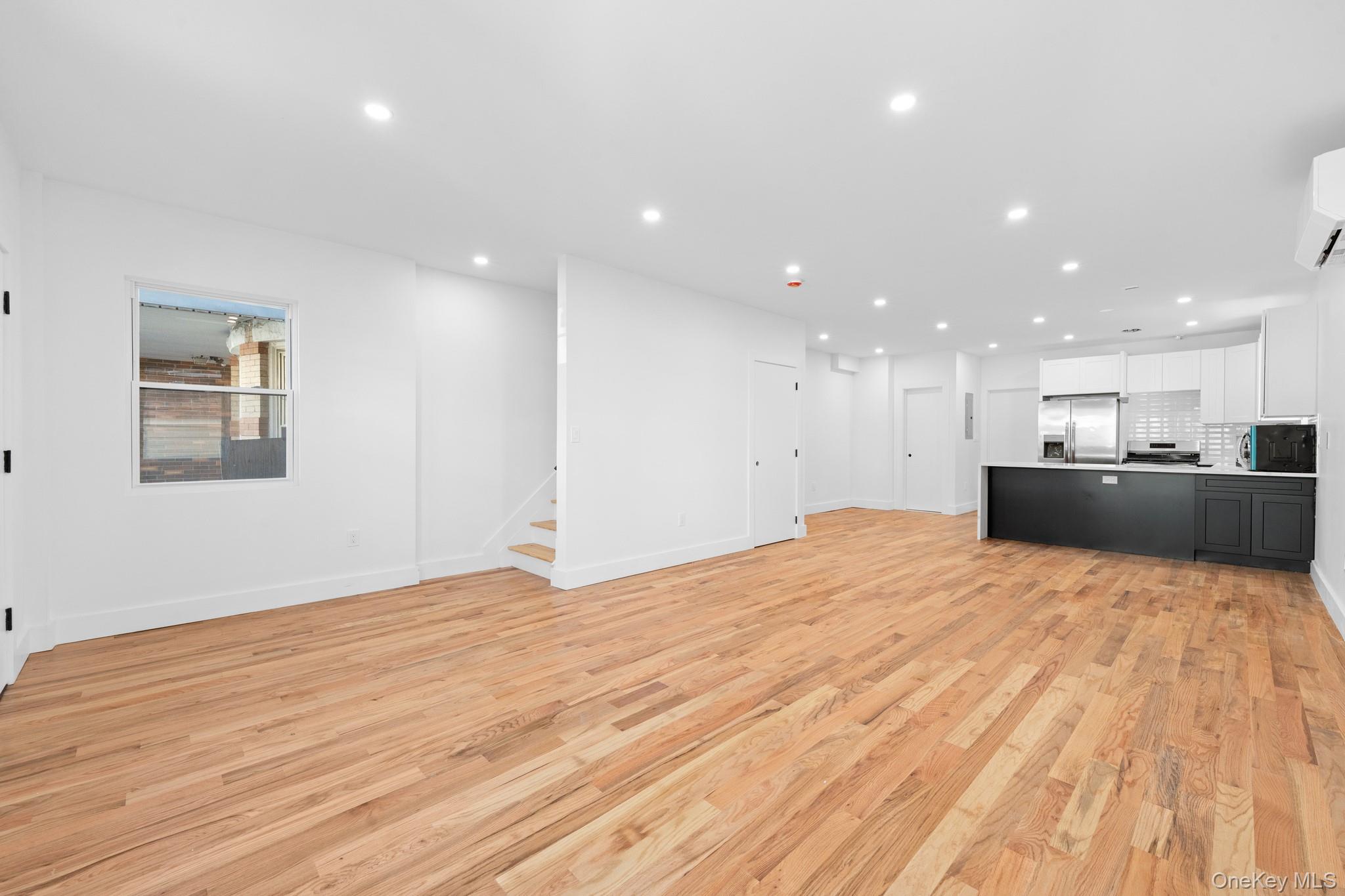 7612 85th Drive, Woodhaven, NY 11421