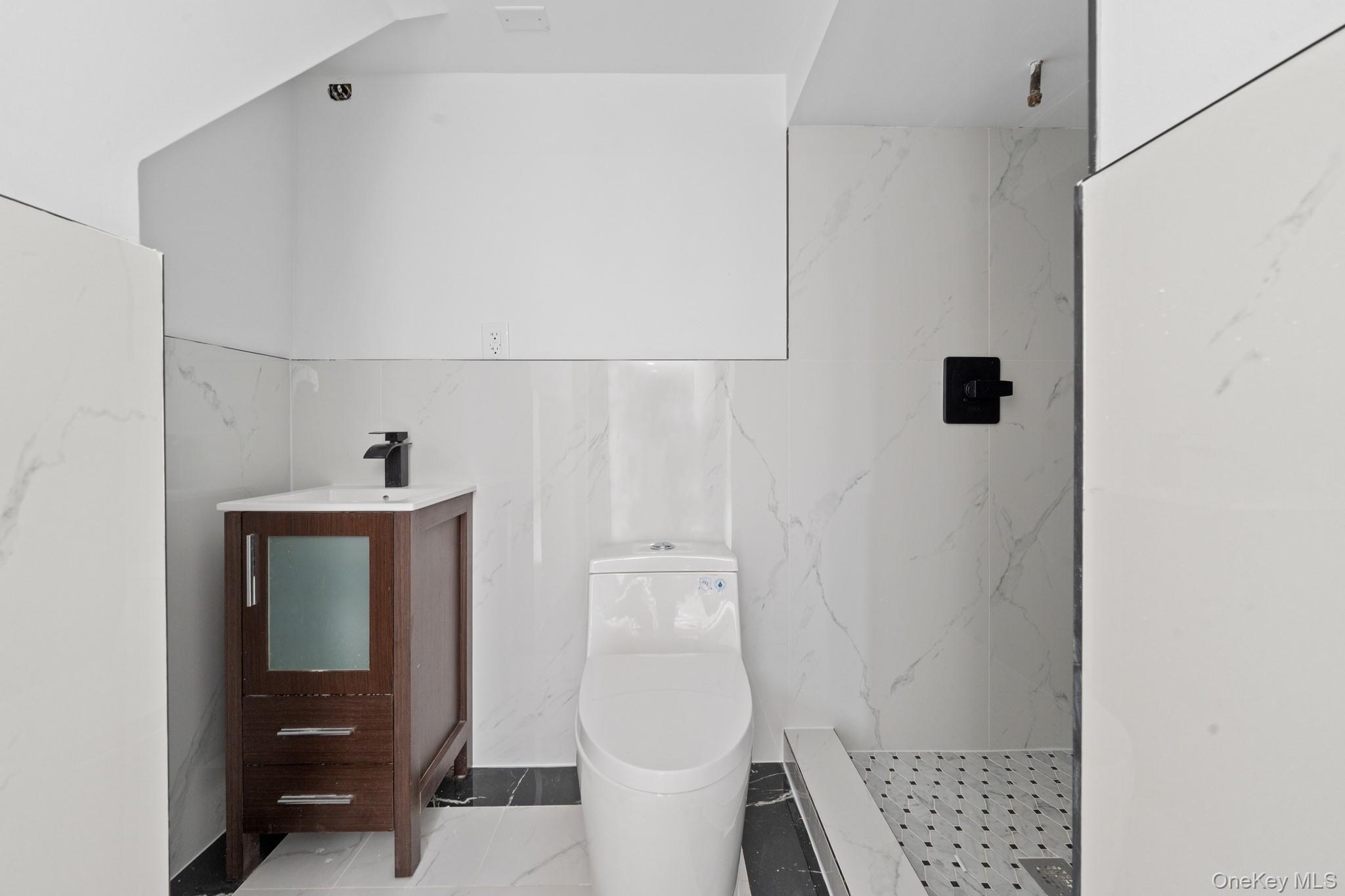 7612 85th Drive, Woodhaven, NY 11421