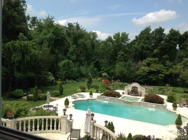 109 Wheatley Road, Brookville, NY 11545