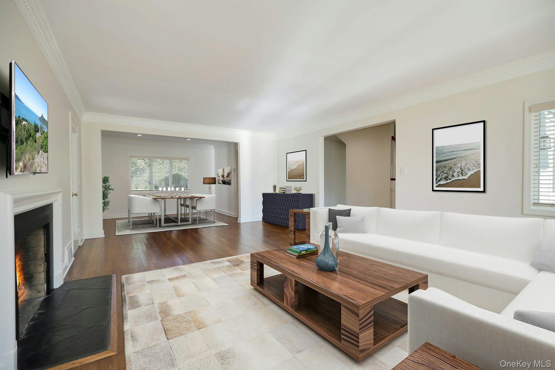 81 Round Hill Road, East Hills, NY 11577