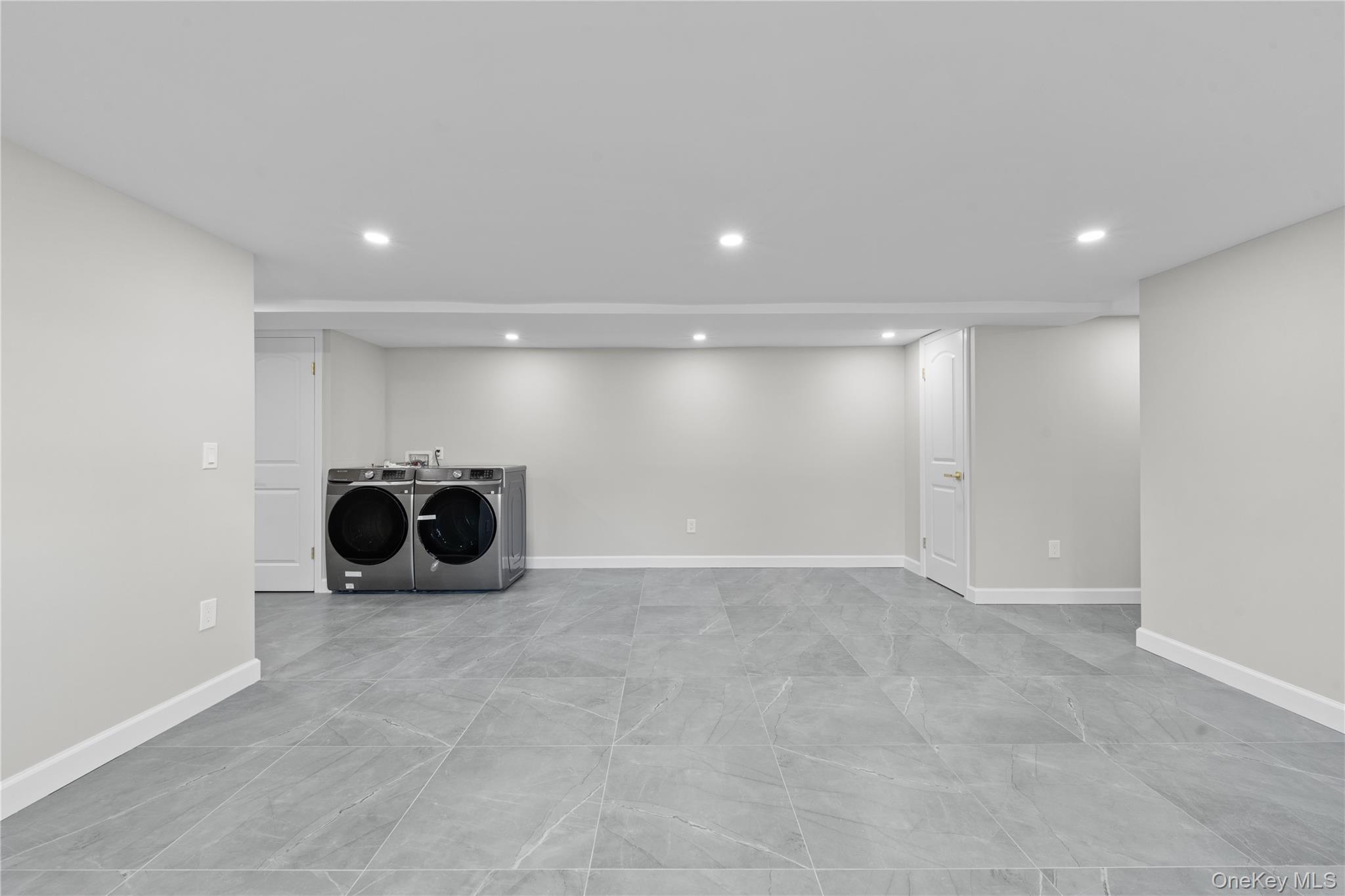 16419 32nd Avenue, Flushing, NY 11358