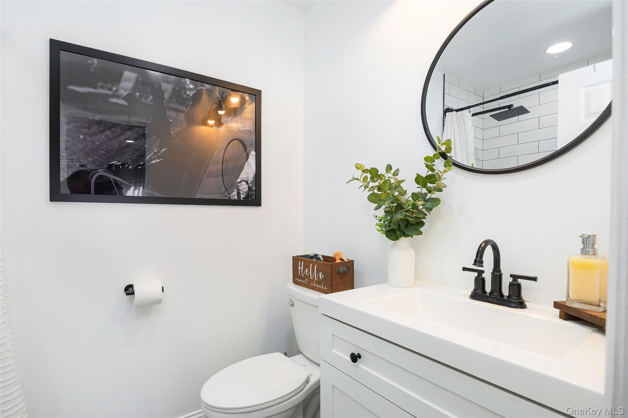 20 Amber Court, Poughkeepsie, NY 12603