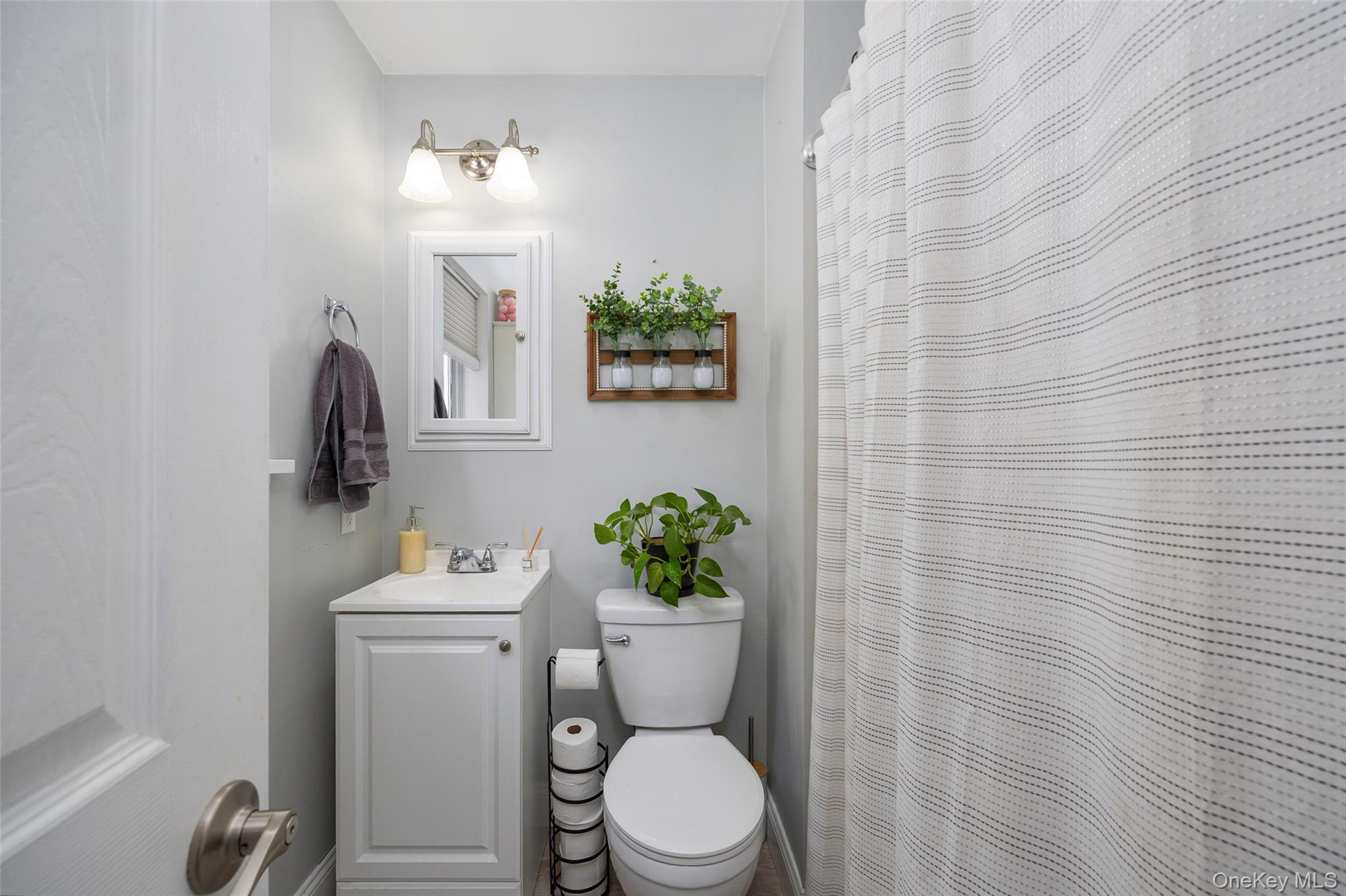 20 Amber Court, Poughkeepsie, NY 12603